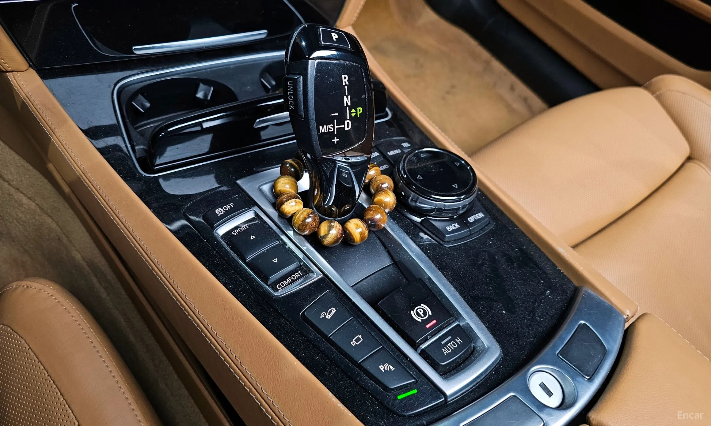 BMW 7 Series (F01) превью 9