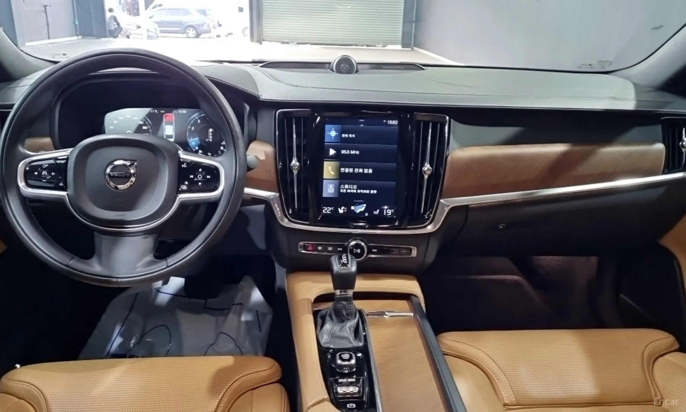 Volvo S90 превью 7