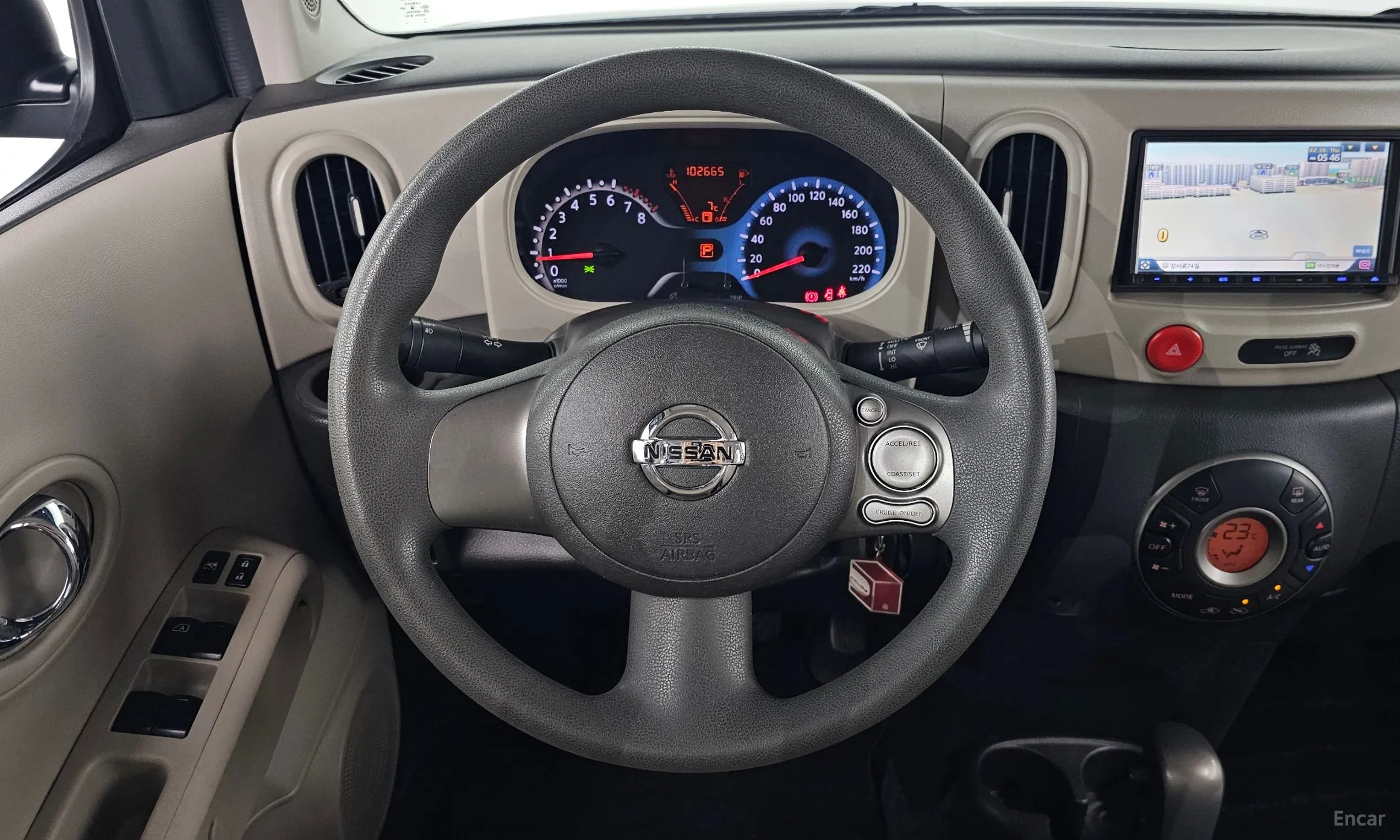 Nissan Cube превью 13