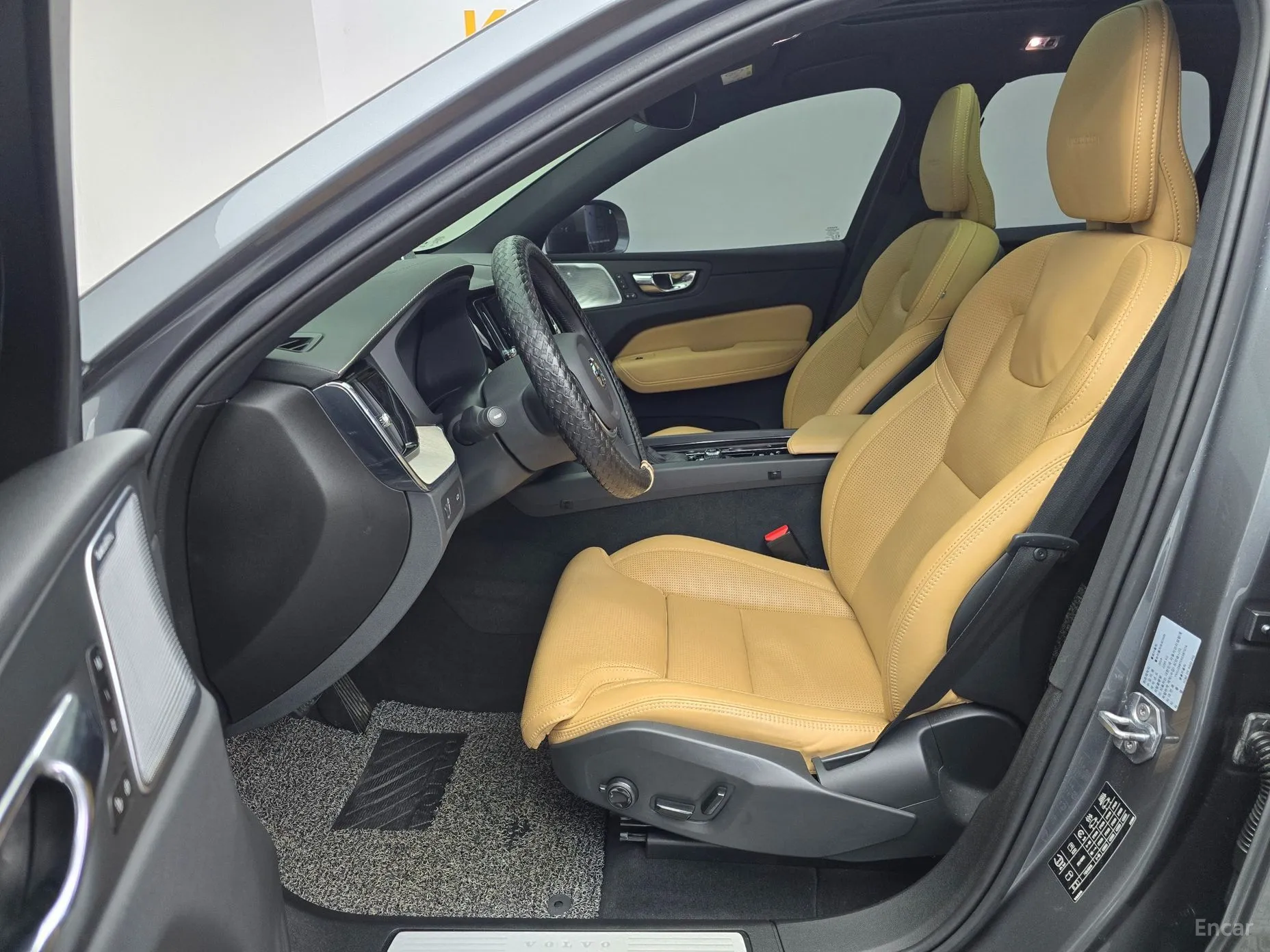 Volvo XC60 Gen 2 превью 10