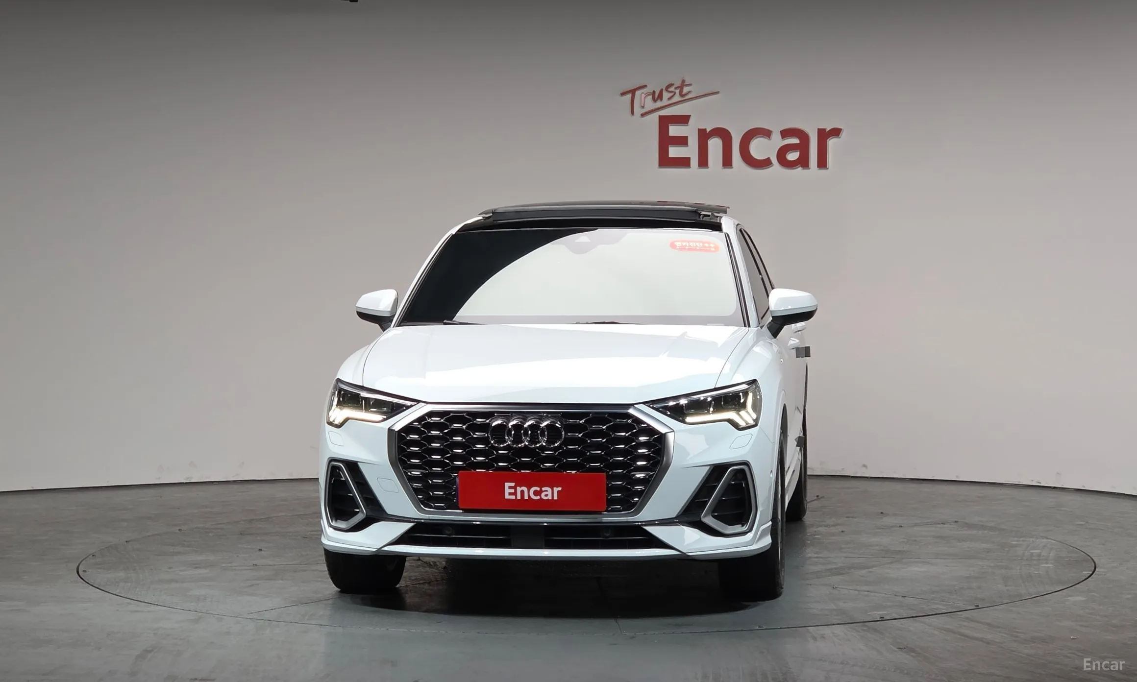 Audi Q3 (F3) превью 3