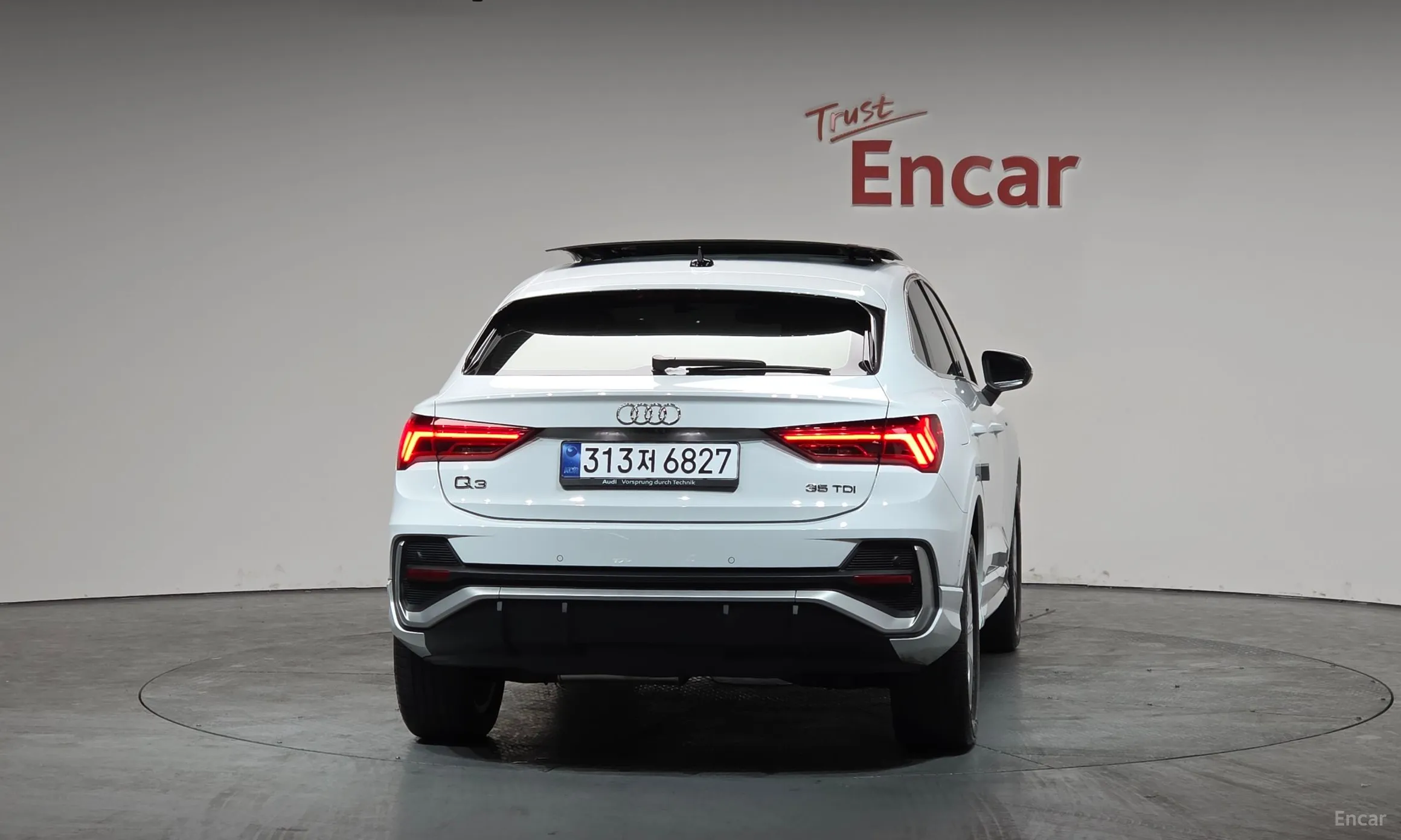Audi Q3 (F3) превью 4