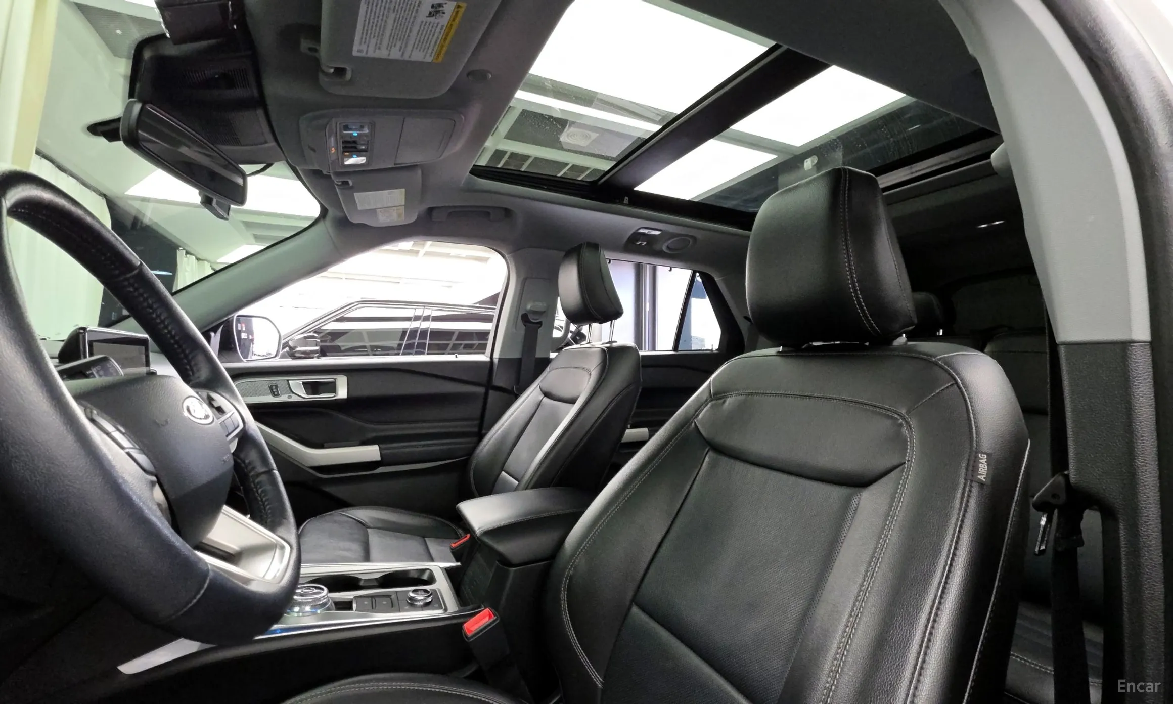 Ford Explorer 6th Generation превью 19