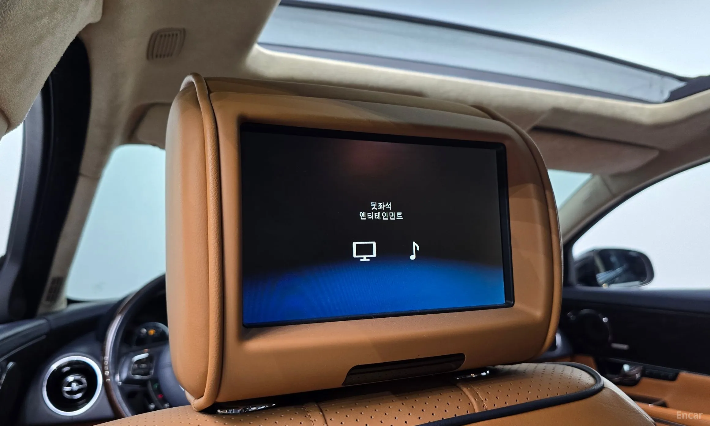 Jaguar All New XJ превью 18