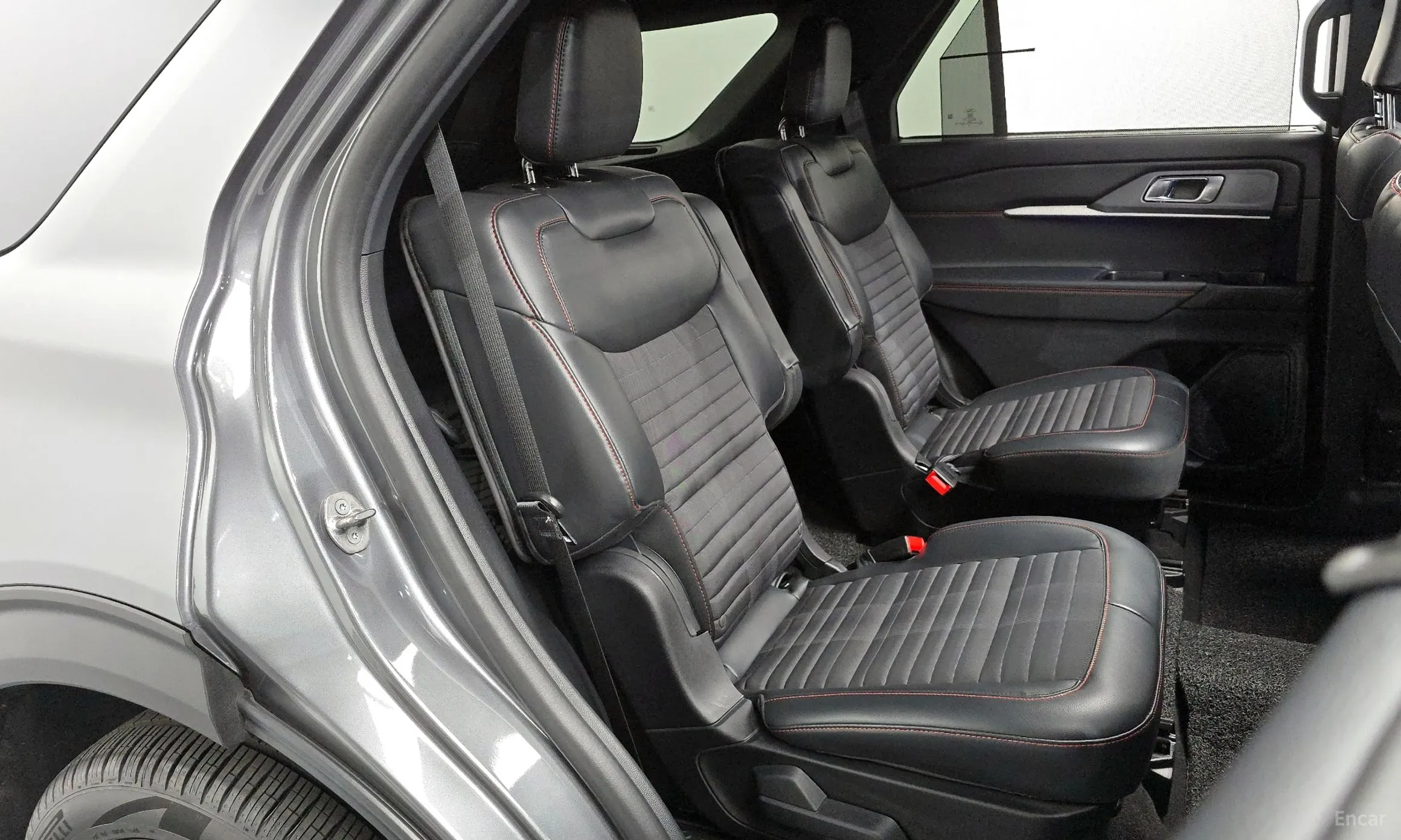 Ford Explorer 6th Generation превью 12