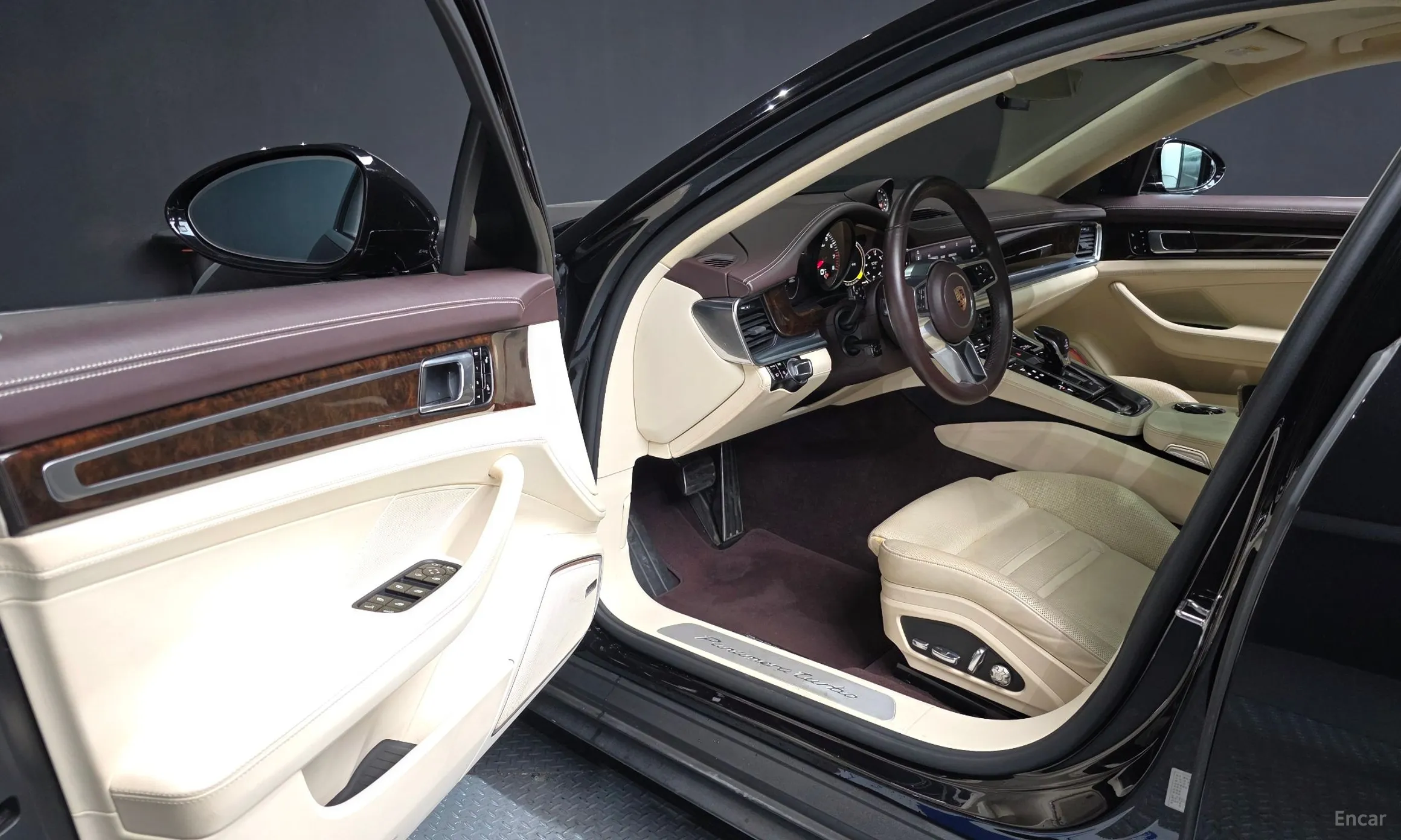 Porsche Panamera (971) превью 10