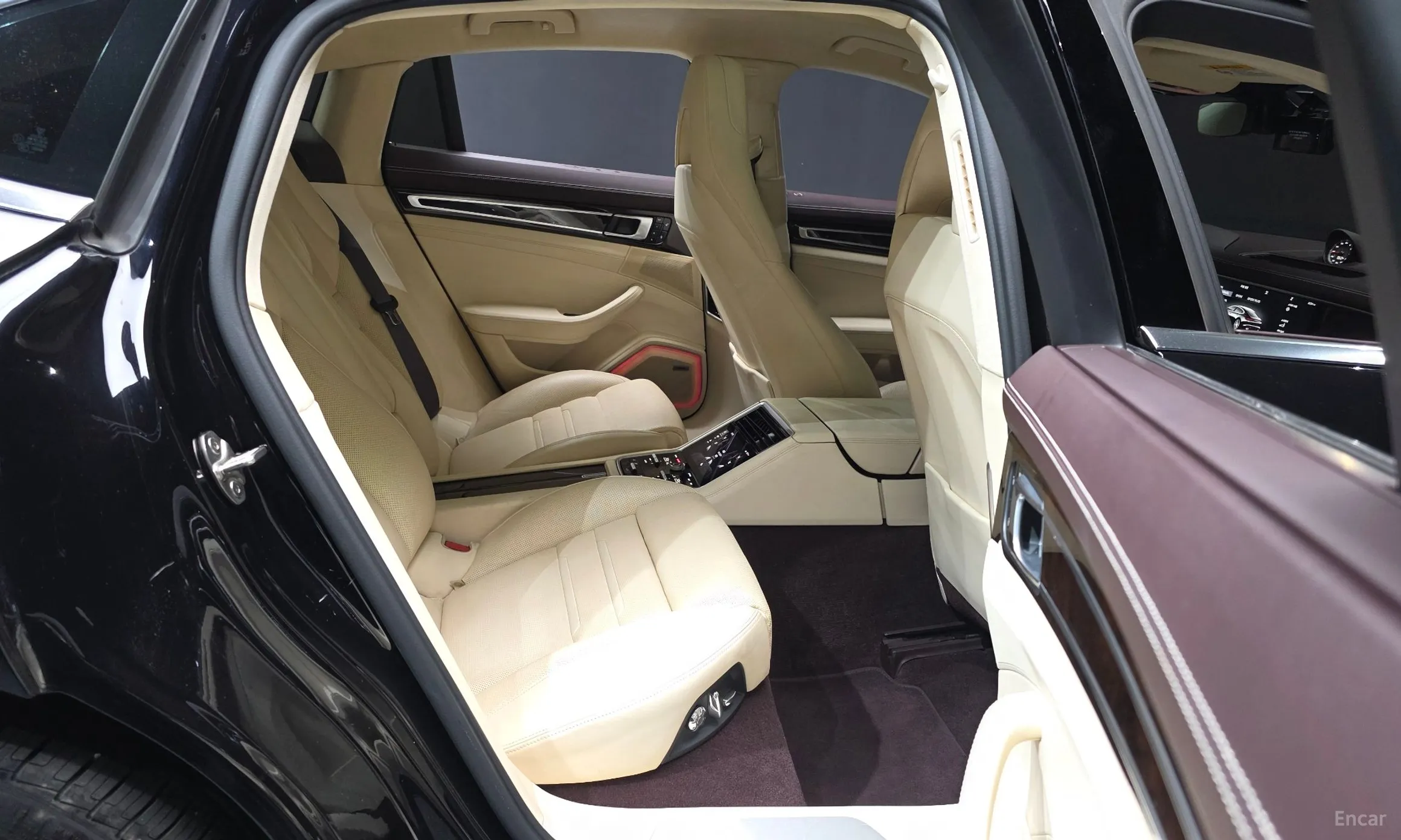 Porsche Panamera (971) превью 12