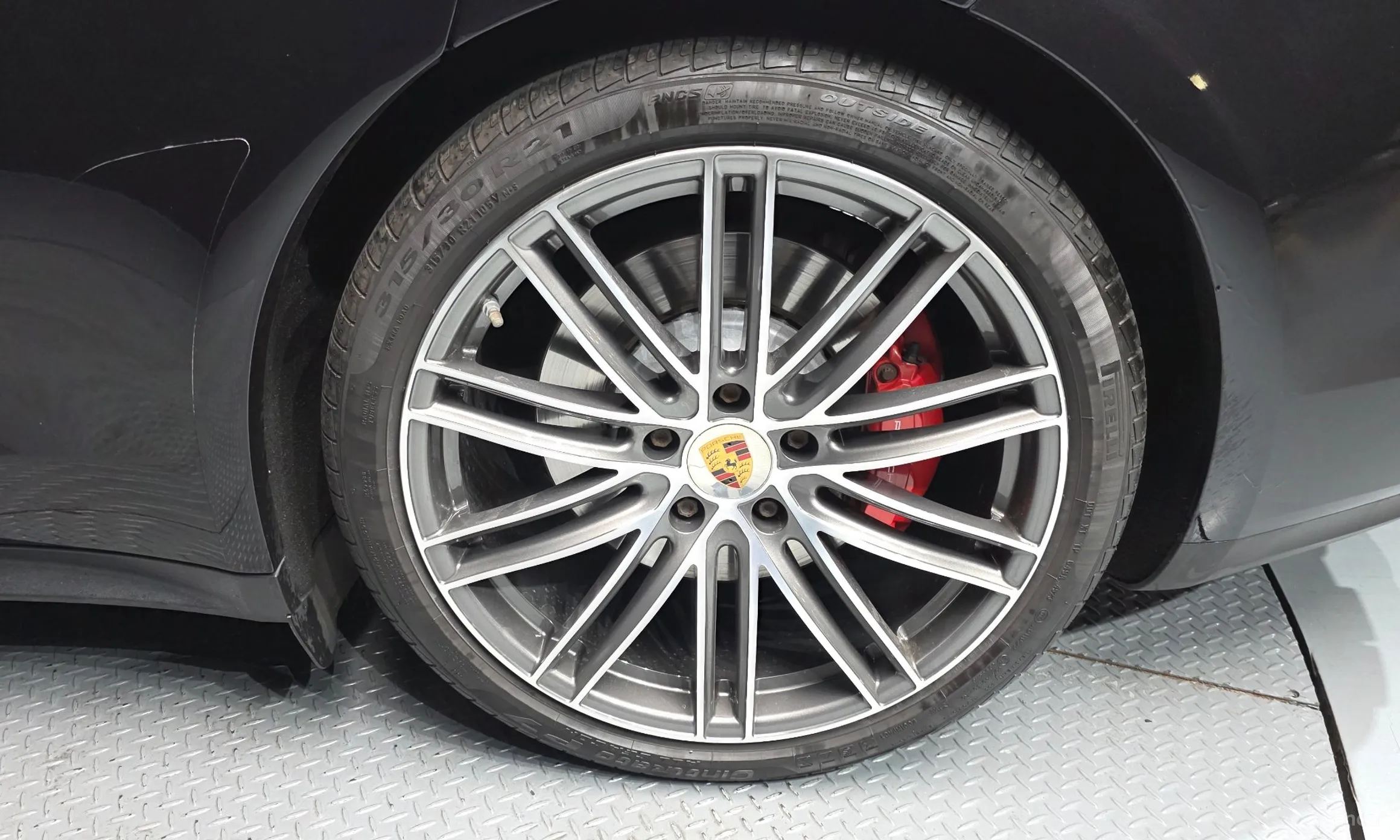 Porsche Panamera (971) превью 5