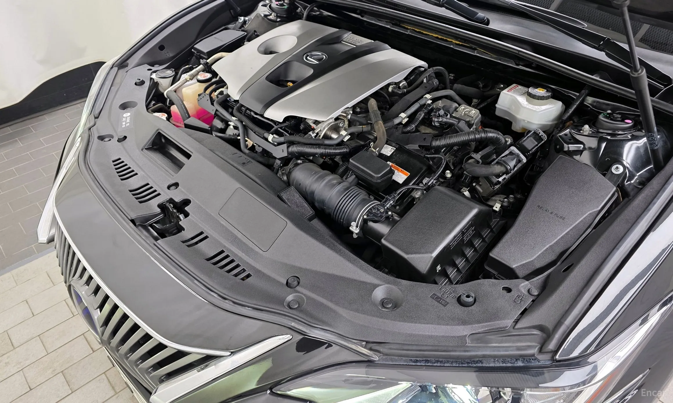 Lexus ES300h 7th Generation превью 6