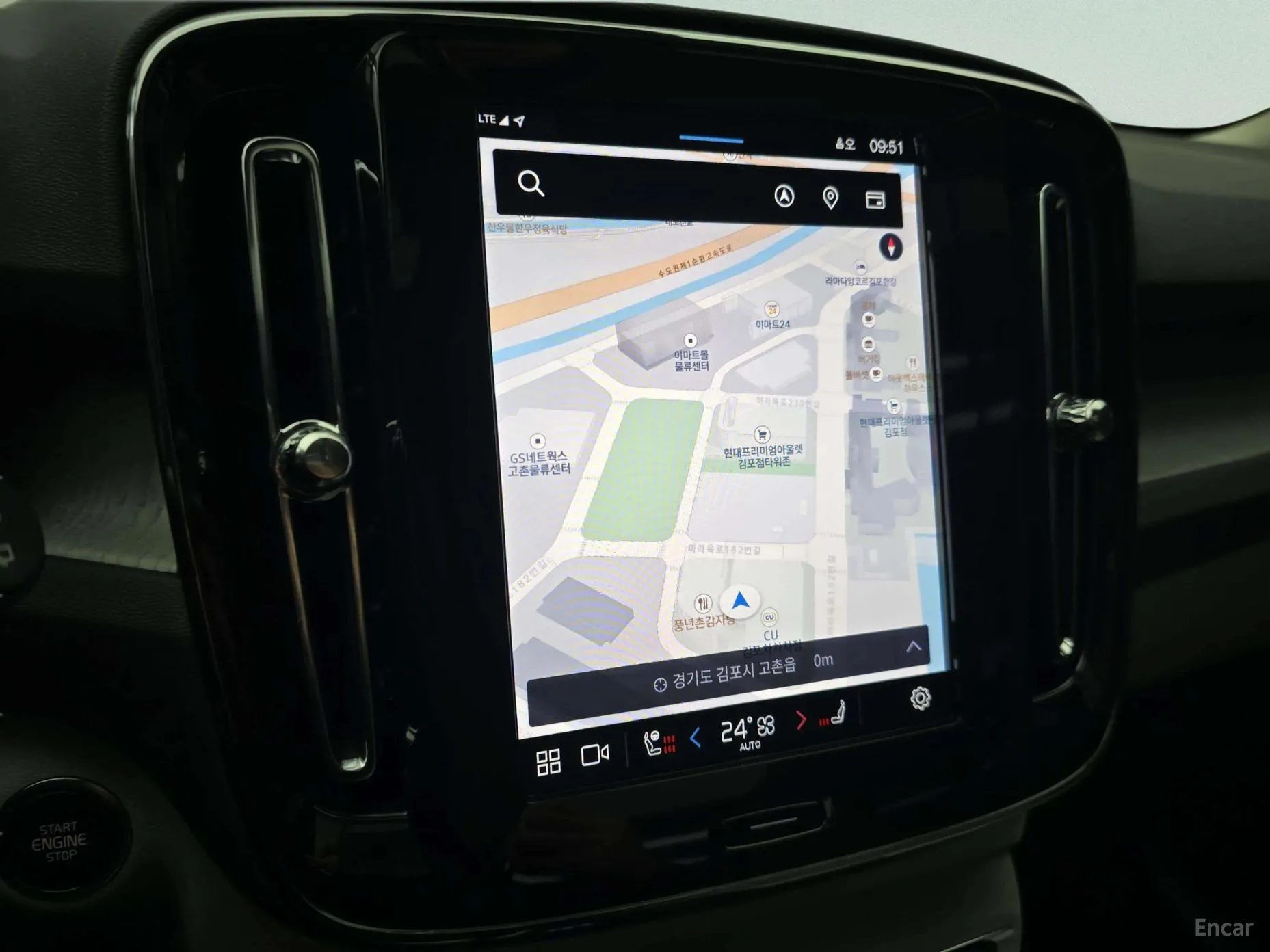 Volvo XC40 превью 17
