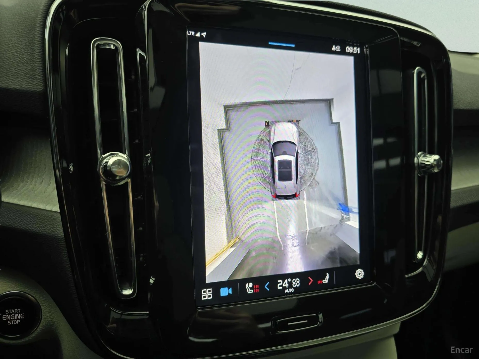 Volvo XC40 превью 18