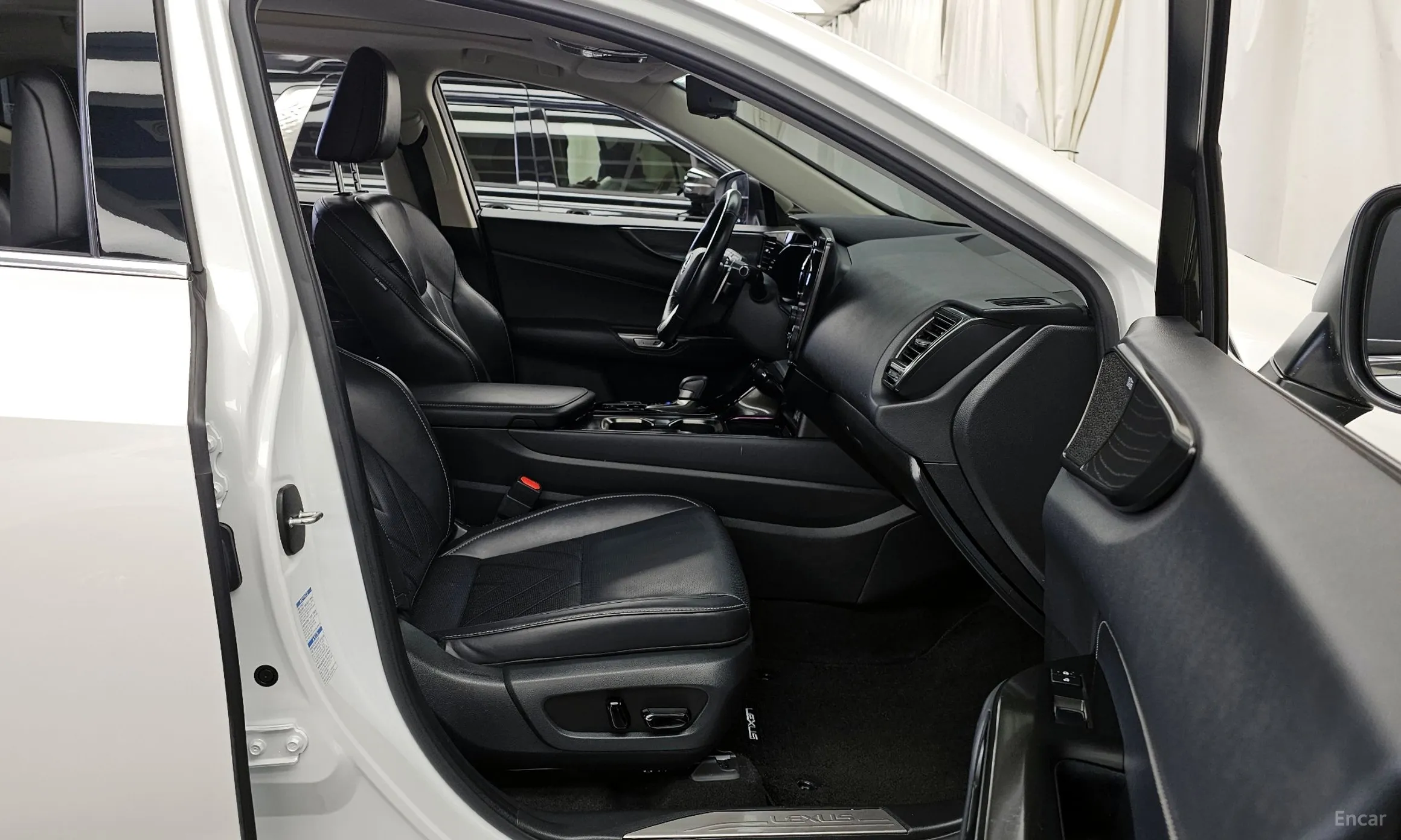 Lexus NX350h Gen 2 превью 11