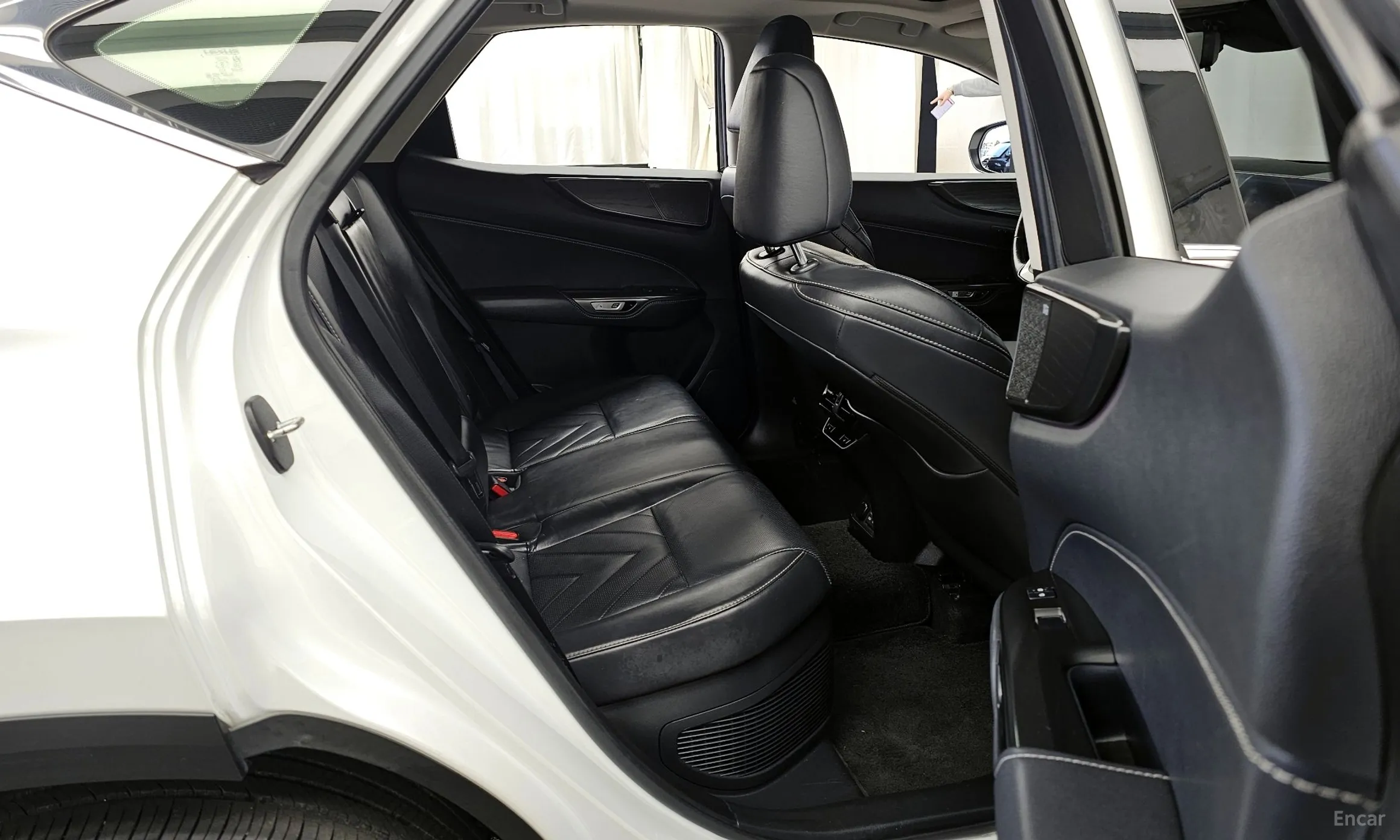 Lexus NX350h Gen 2 превью 12