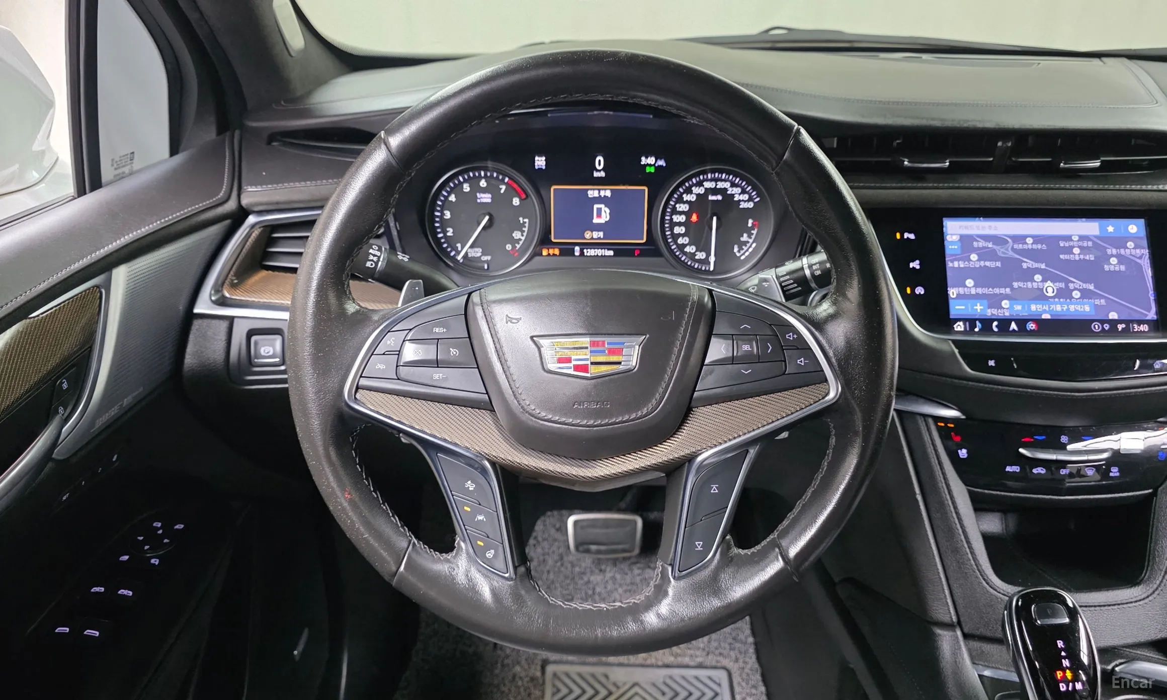 Cadillac XT5 превью 13