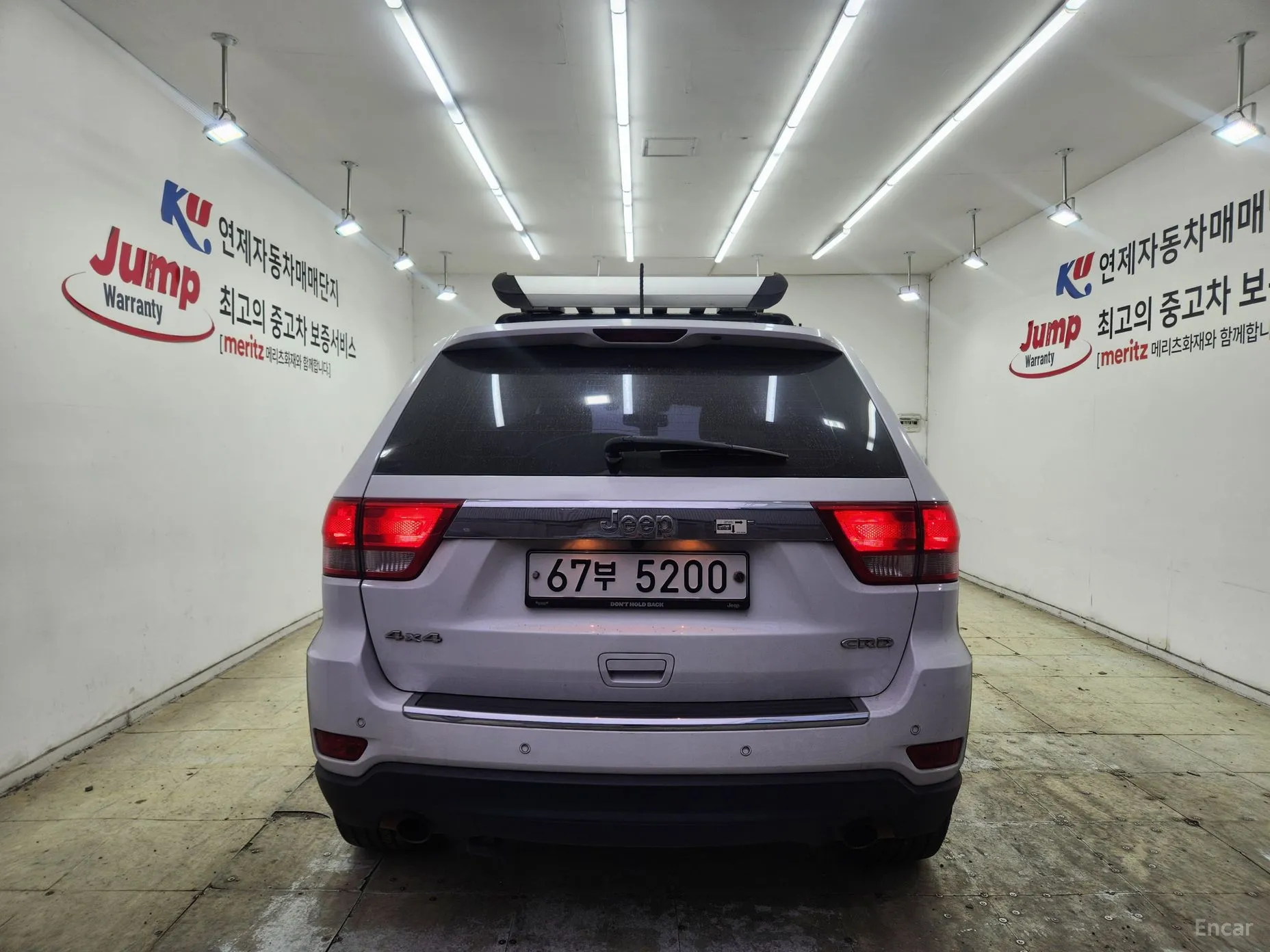 Jeep Grand Cherokee превью 11