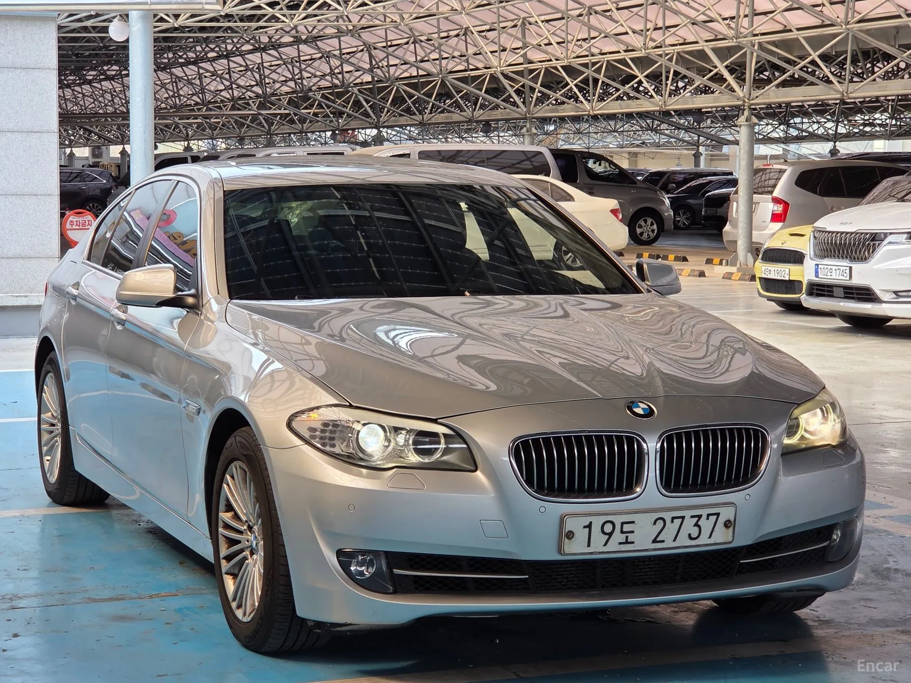 BMW 5 Series (F10) превью 2