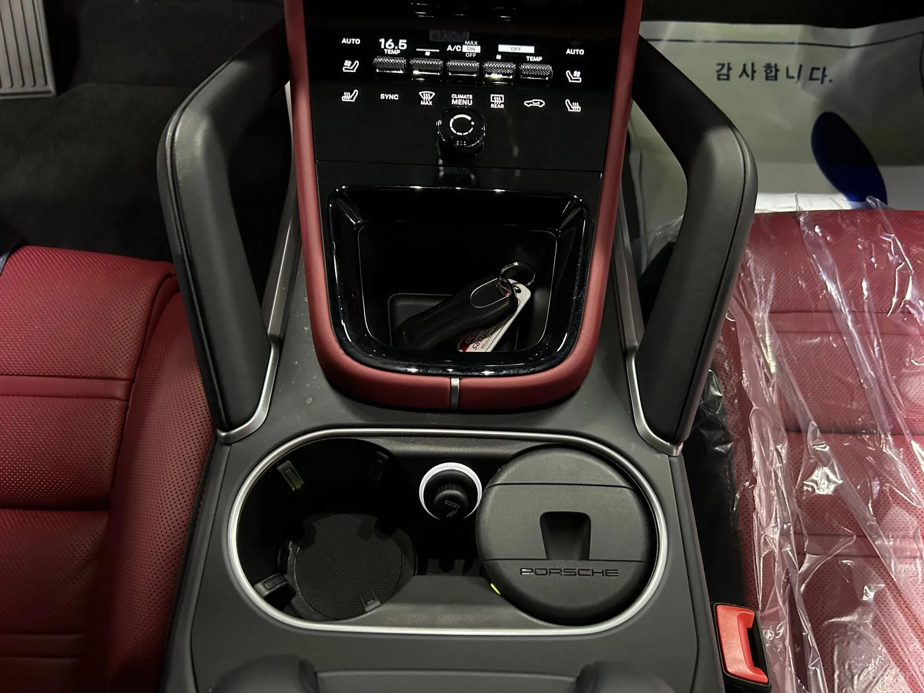 Porsche Cayenne (PO536) превью 15