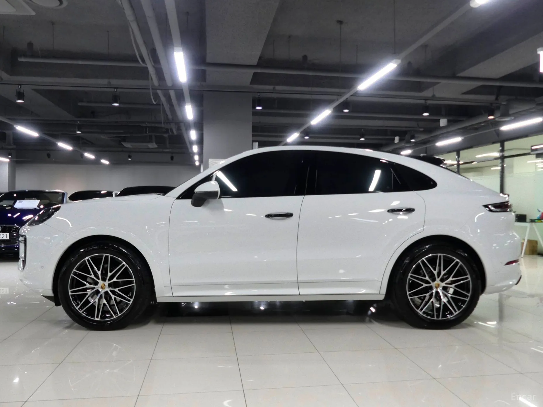 Porsche Cayenne (PO536) превью 3