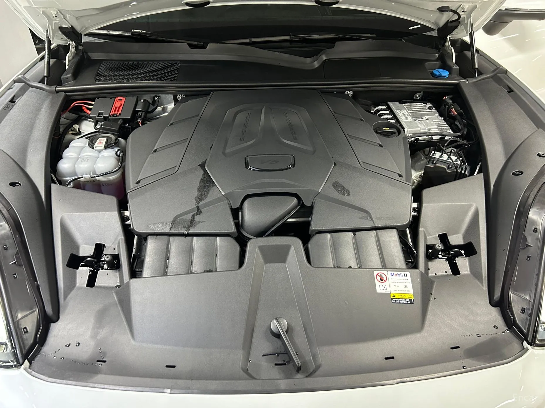 Porsche Cayenne (PO536) превью 7