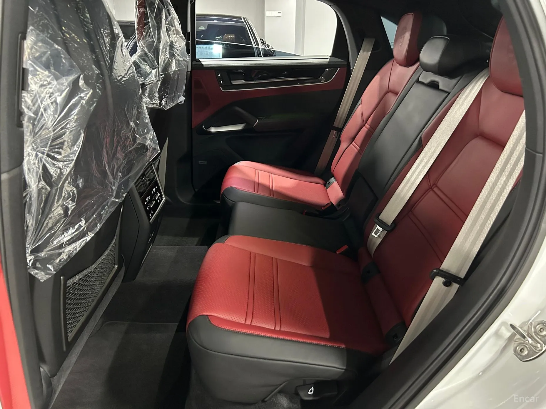 Porsche Cayenne (PO536) превью 8