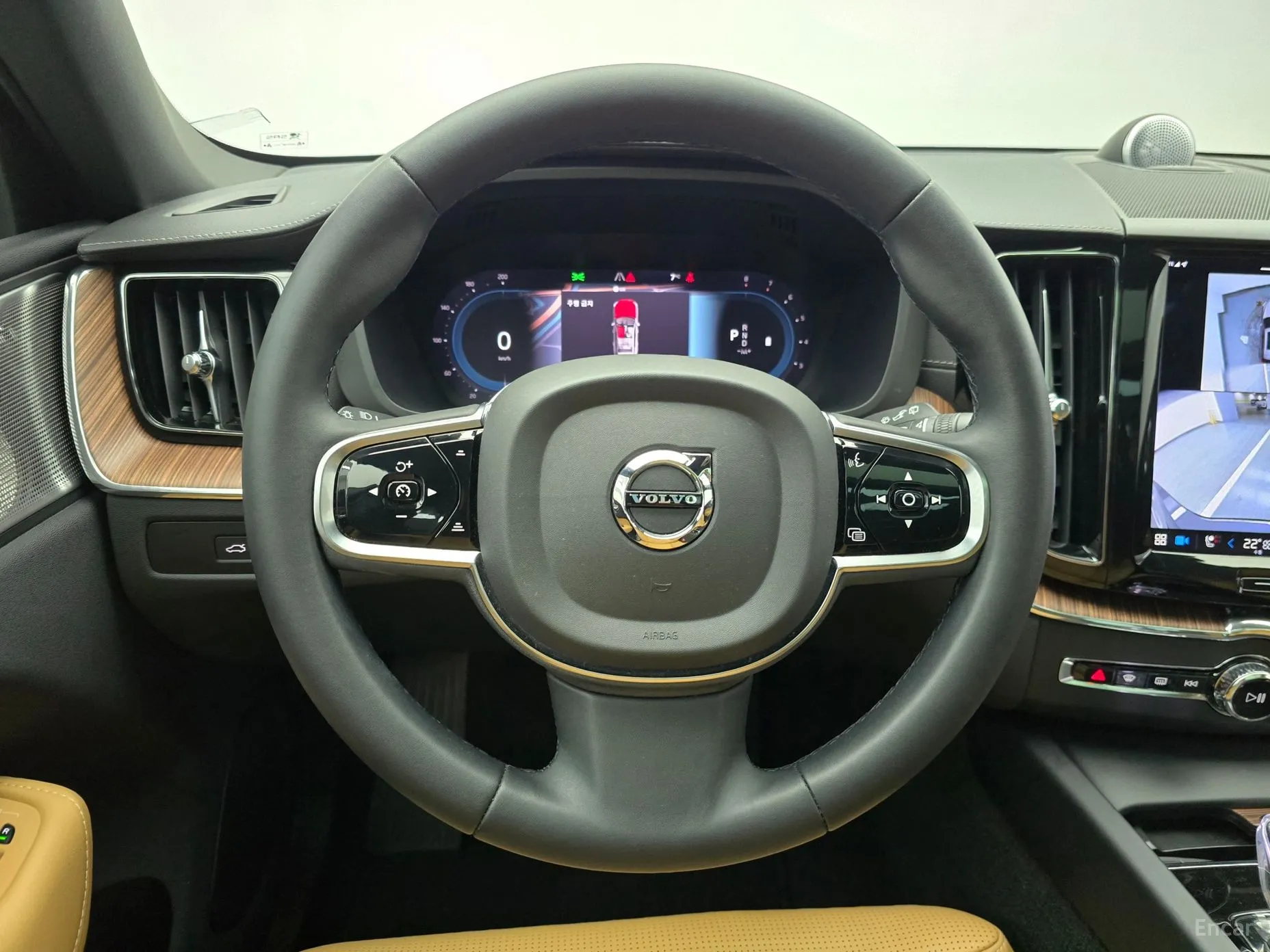 Volvo XC60 Gen 2 превью 13