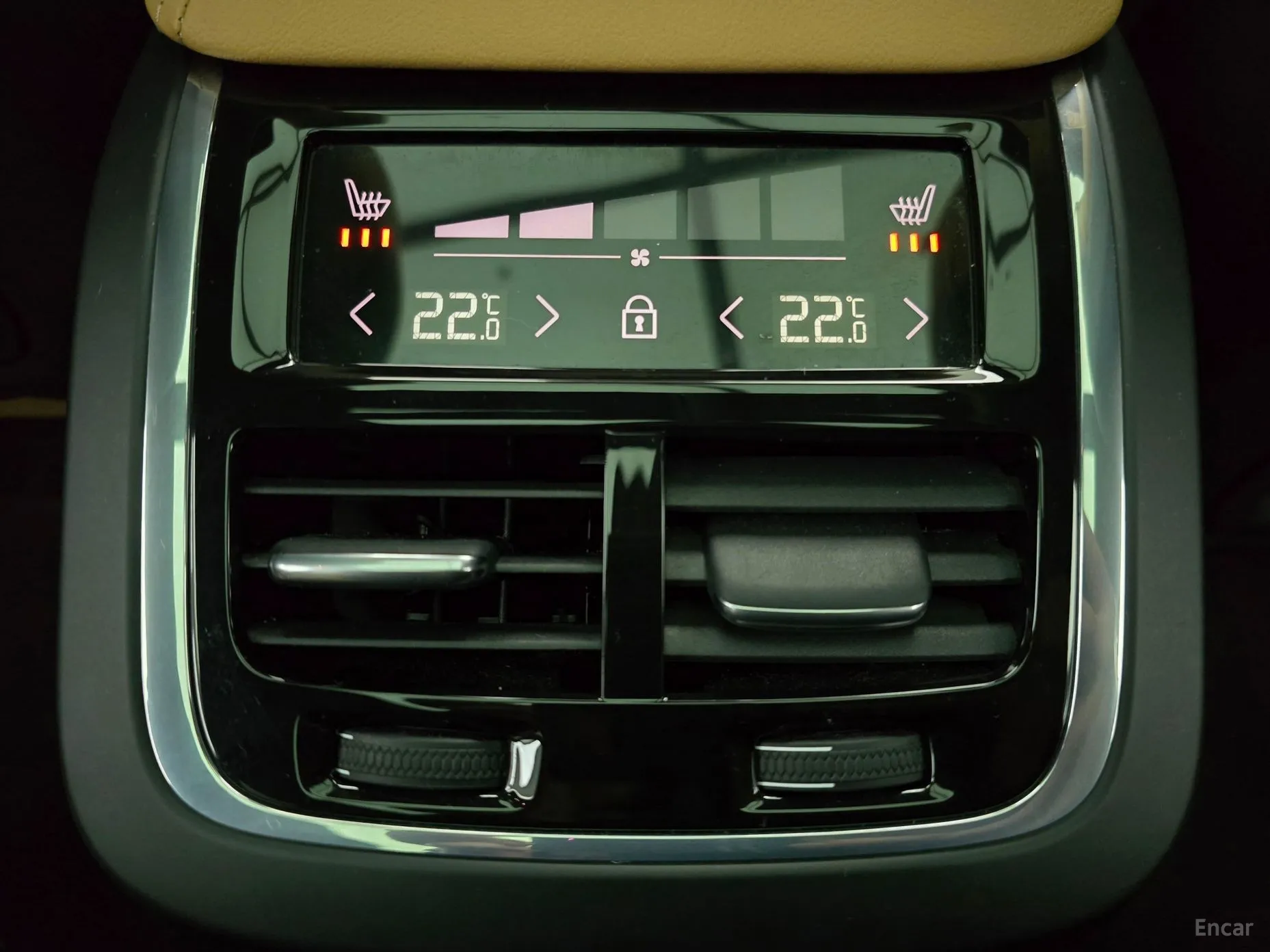 Volvo XC60 Gen 2 превью 18