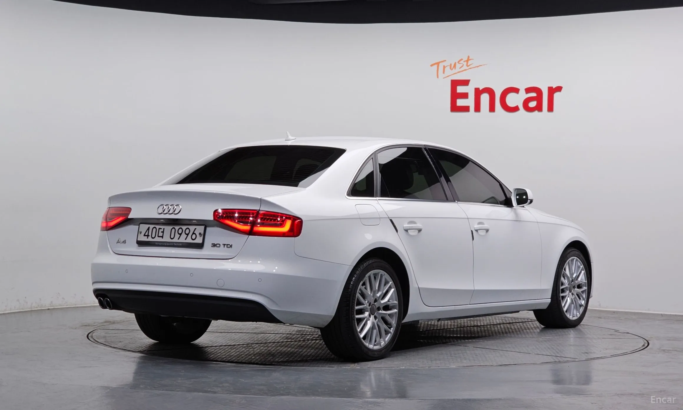 Audi New A4 превью 2