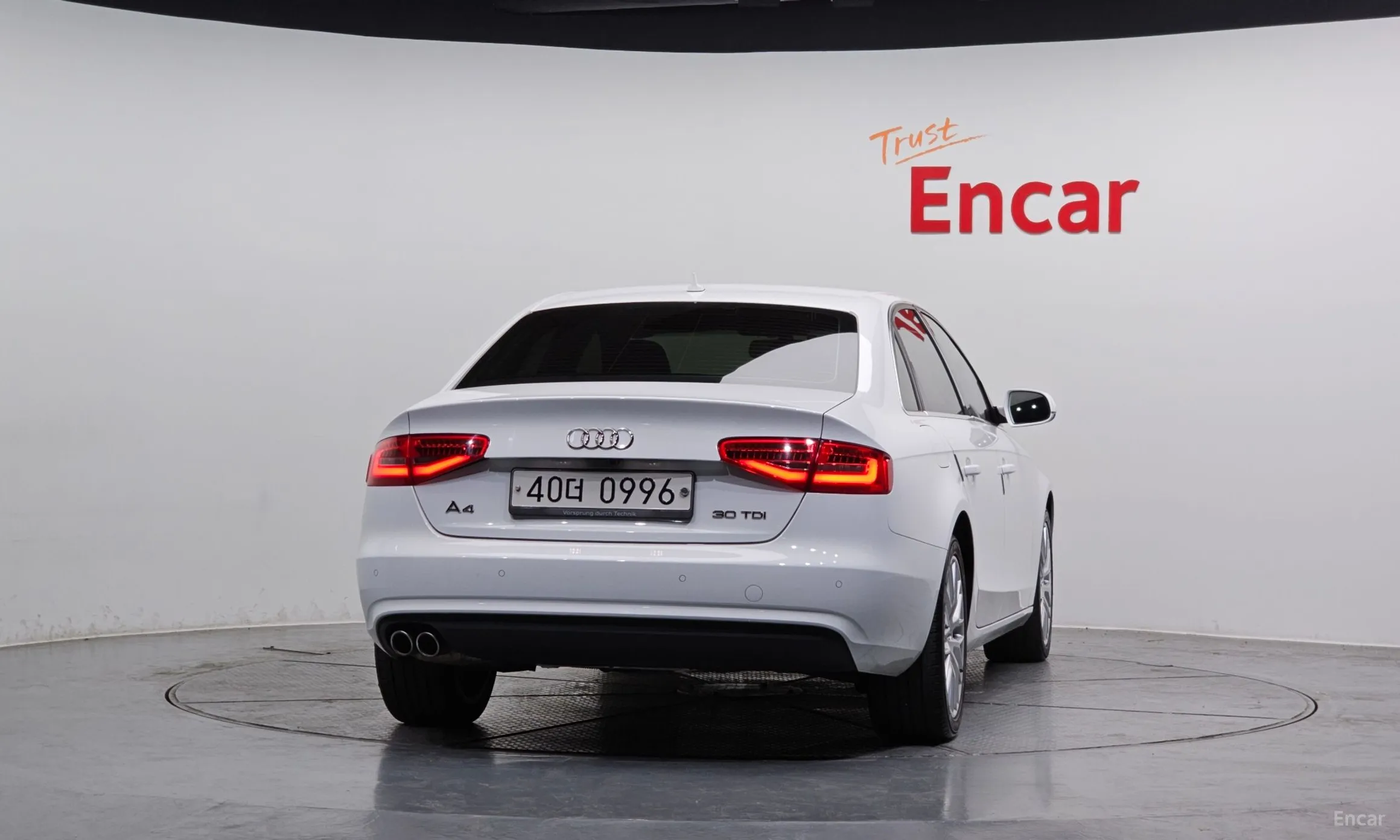 Audi New A4 превью 4