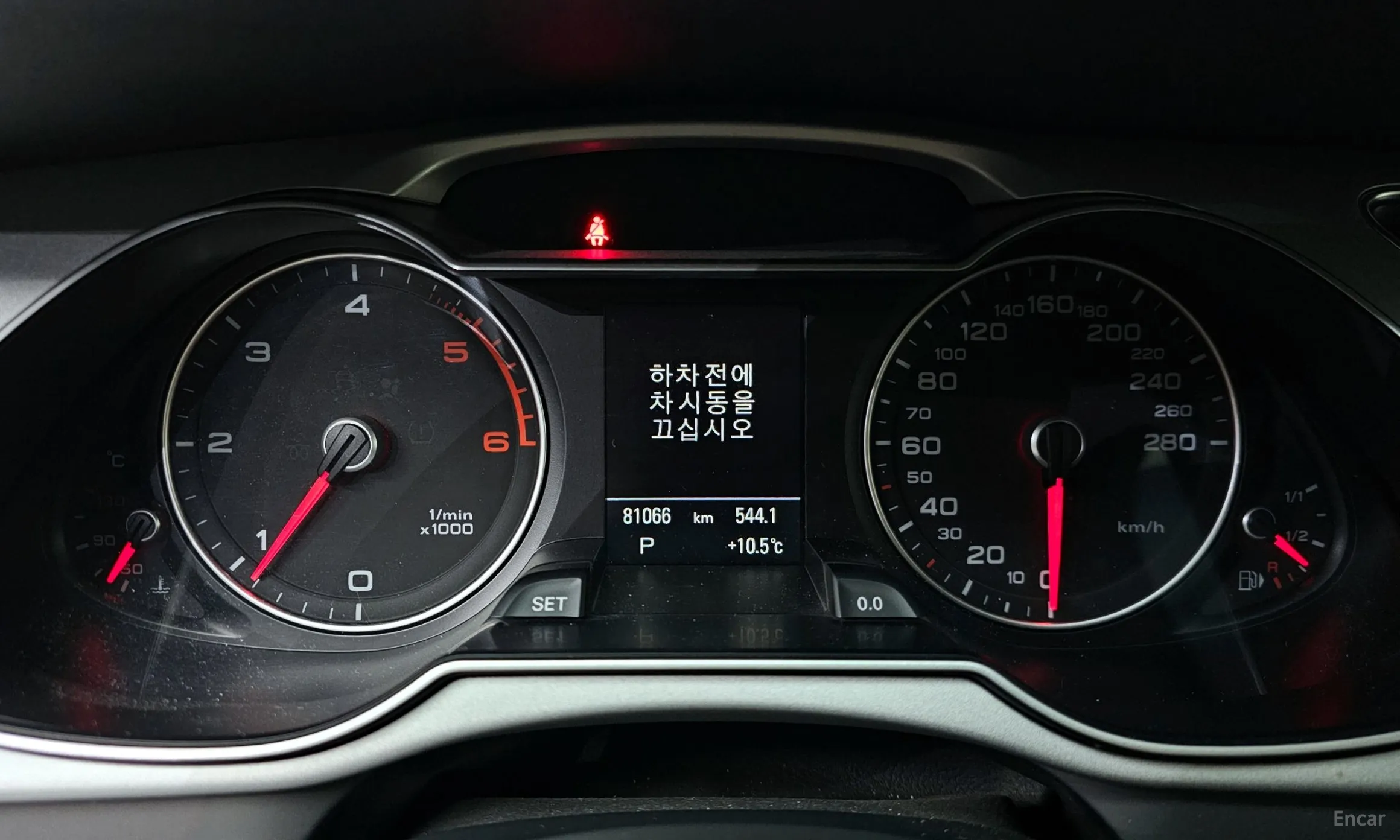Audi New A4 превью 8