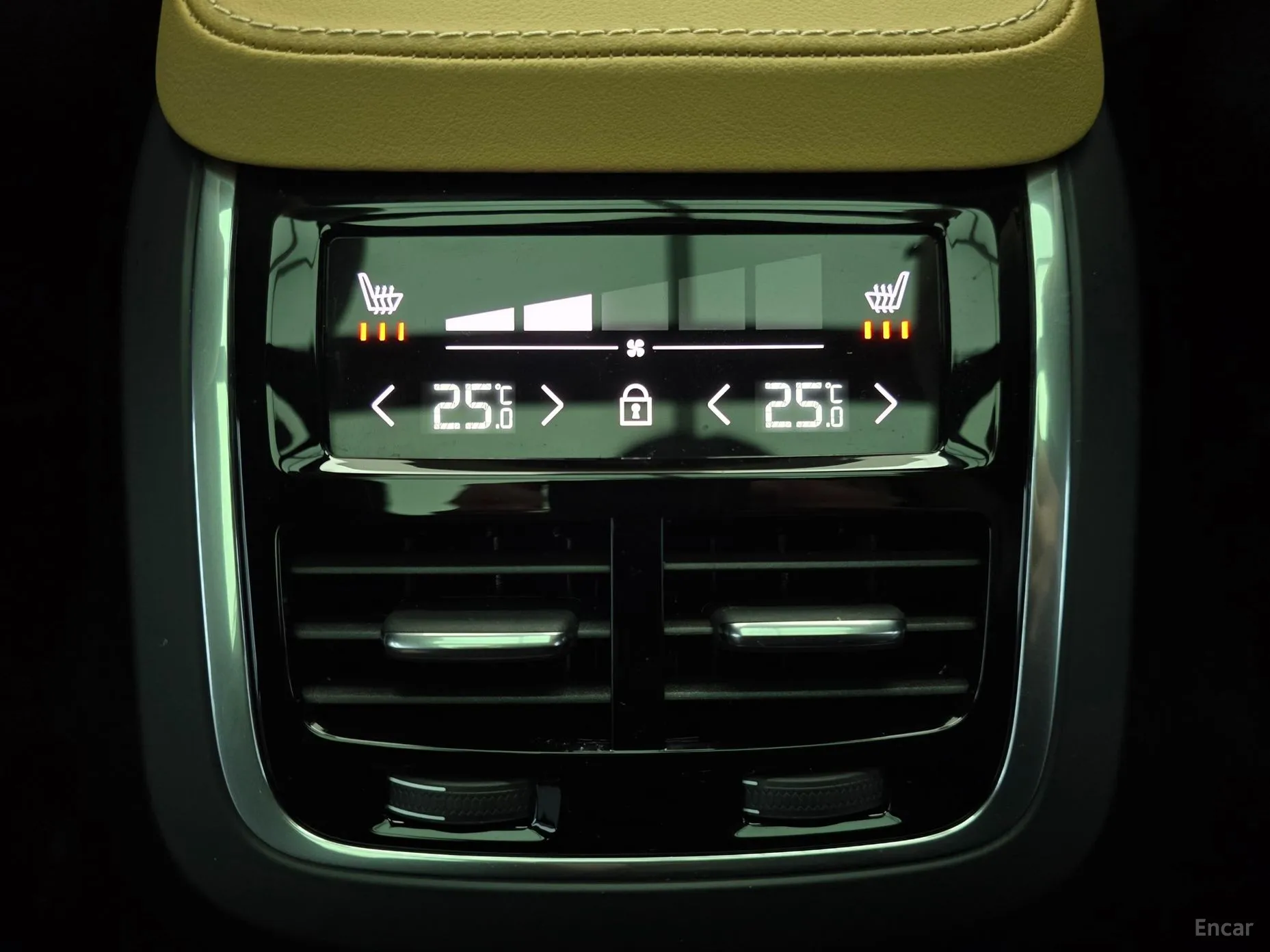 Volvo XC90 Gen 2 превью 18