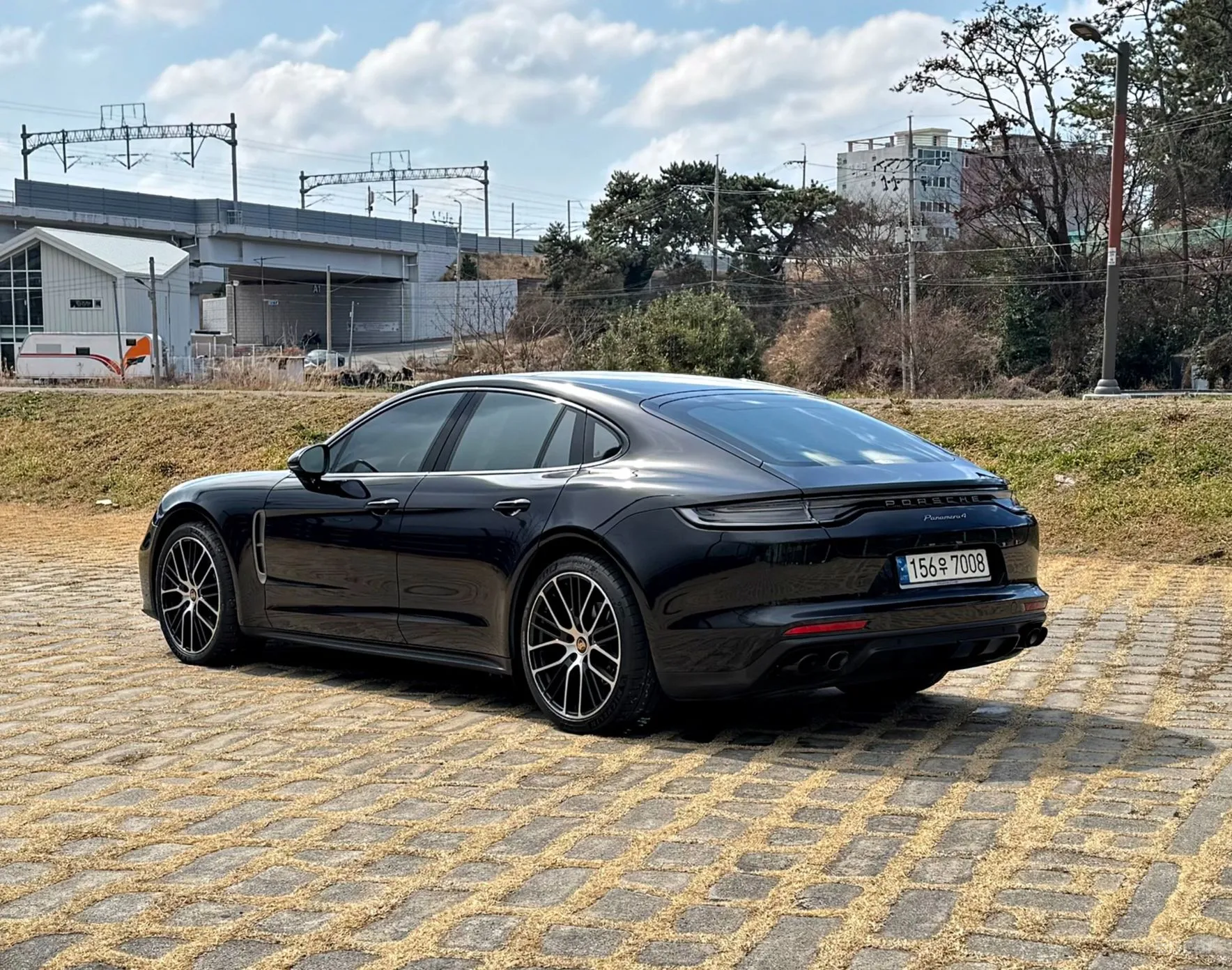 Porsche Panamera (971) превью 18