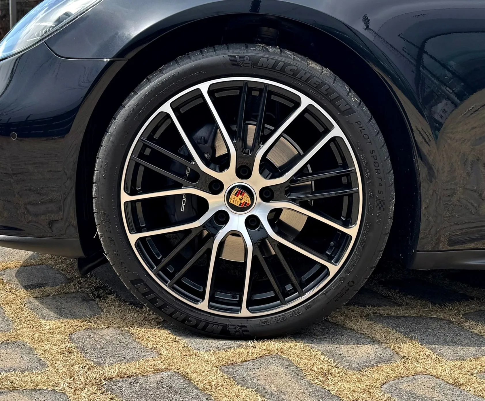 Porsche Panamera (971) превью 7