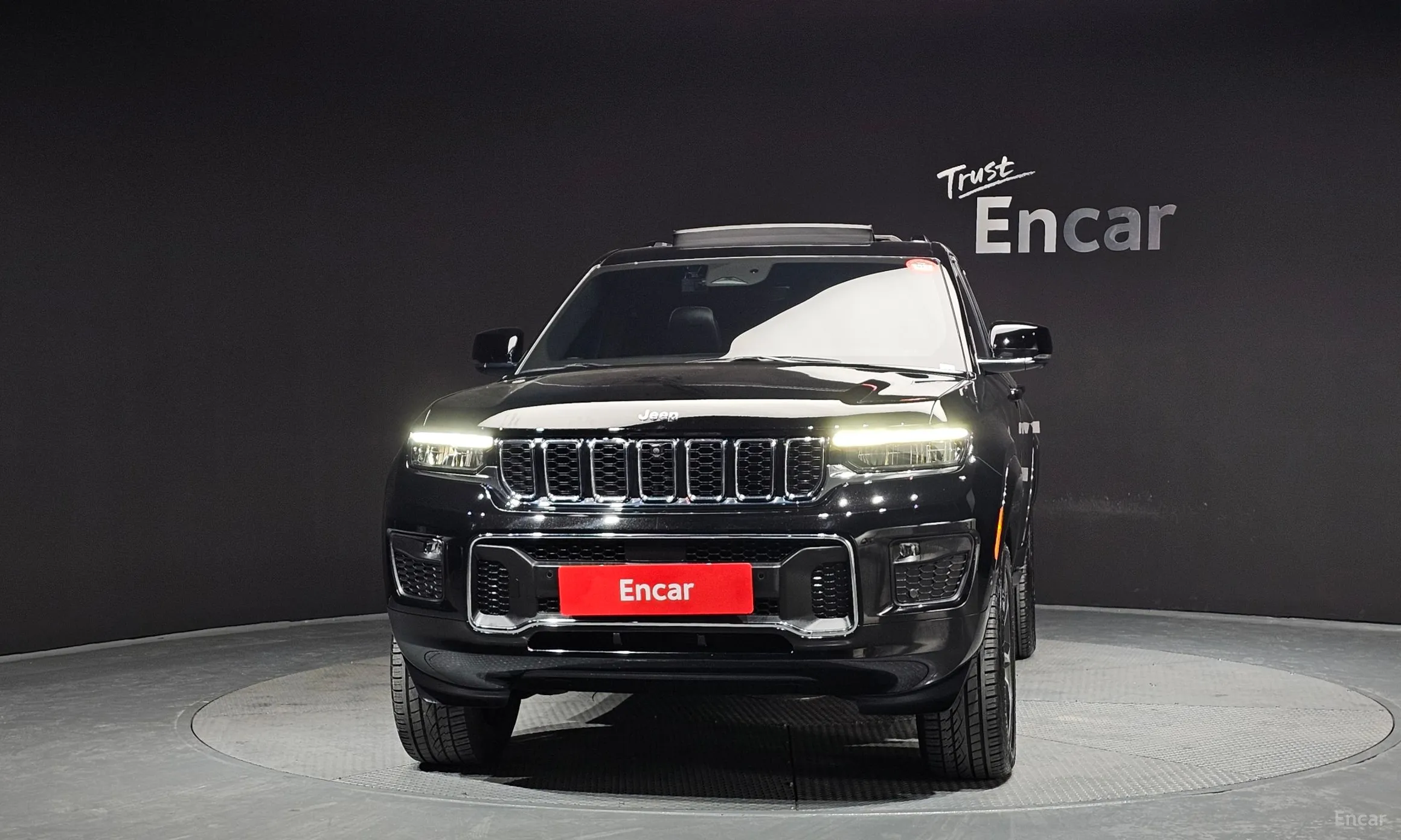 Jeep Grand Cherokee (WL) превью 3