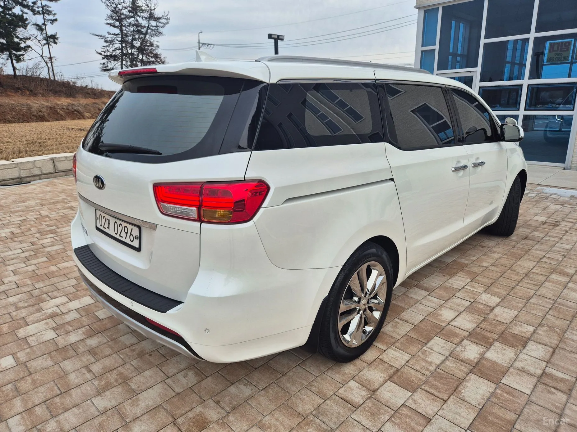 Kia Carnival превью 4