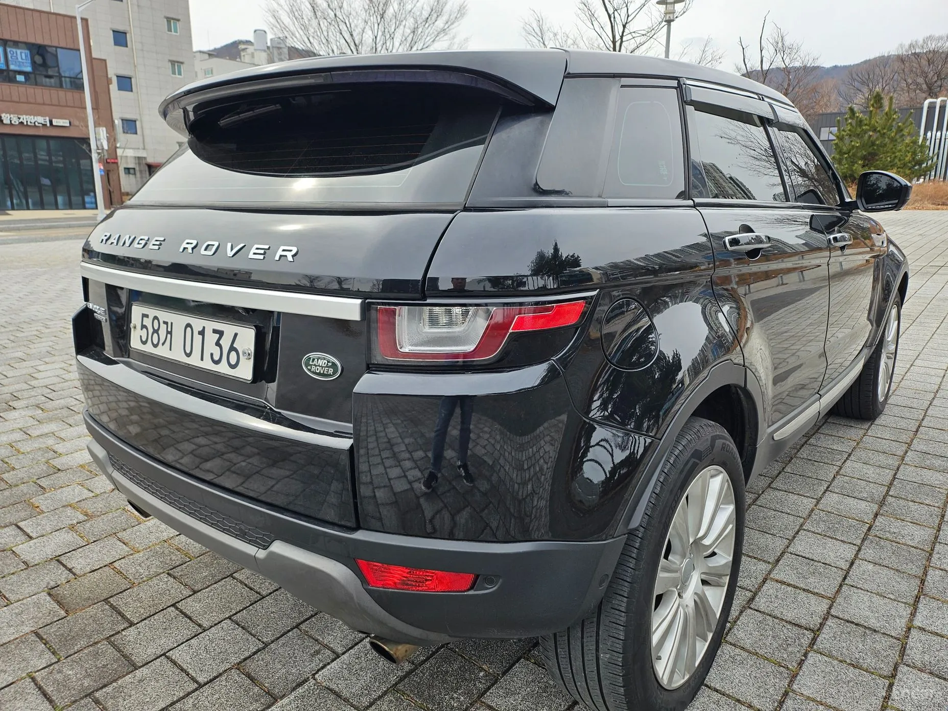 Land Rover Range Rover Evoque превью 8