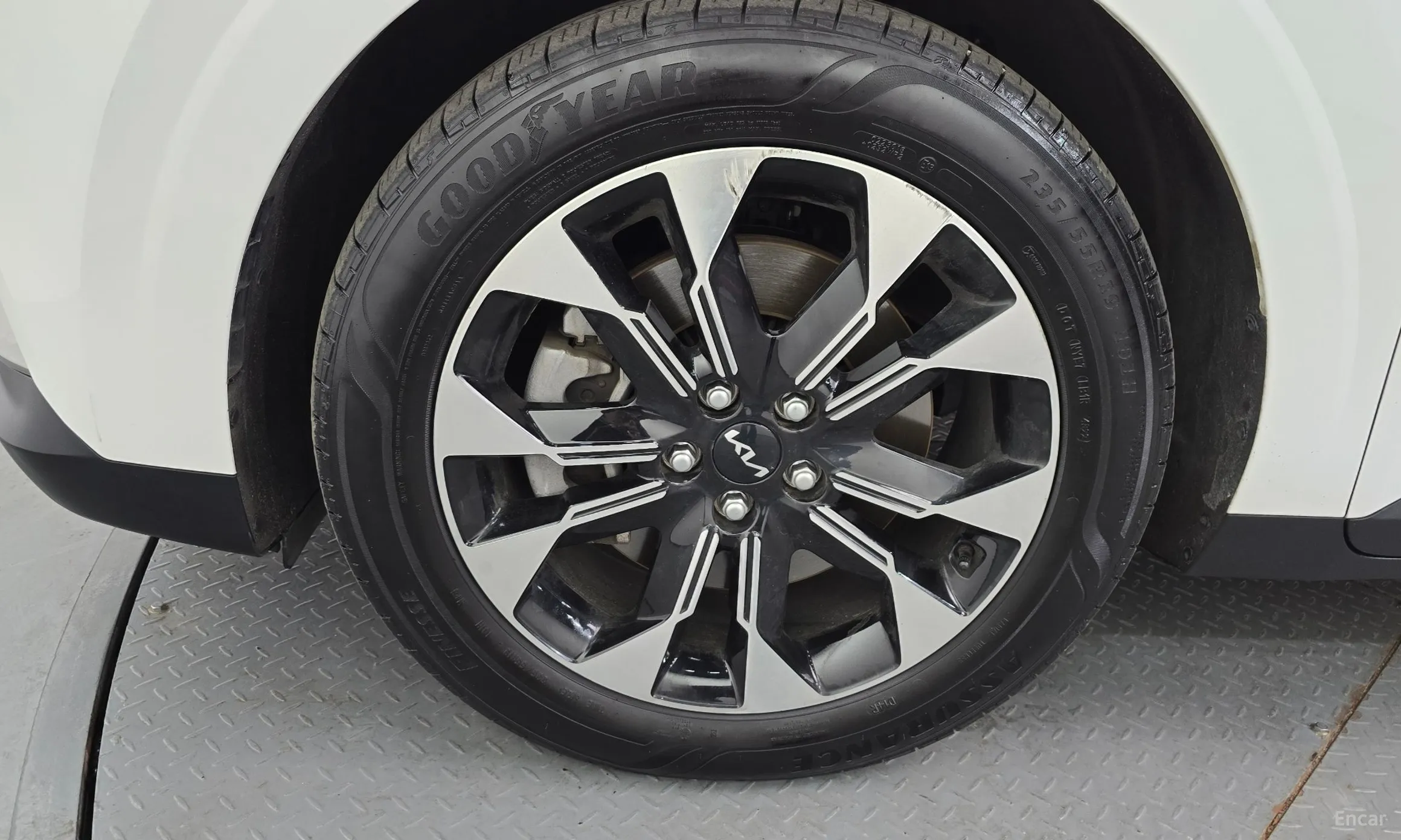 Kia Carnival Gen 4 превью 5
