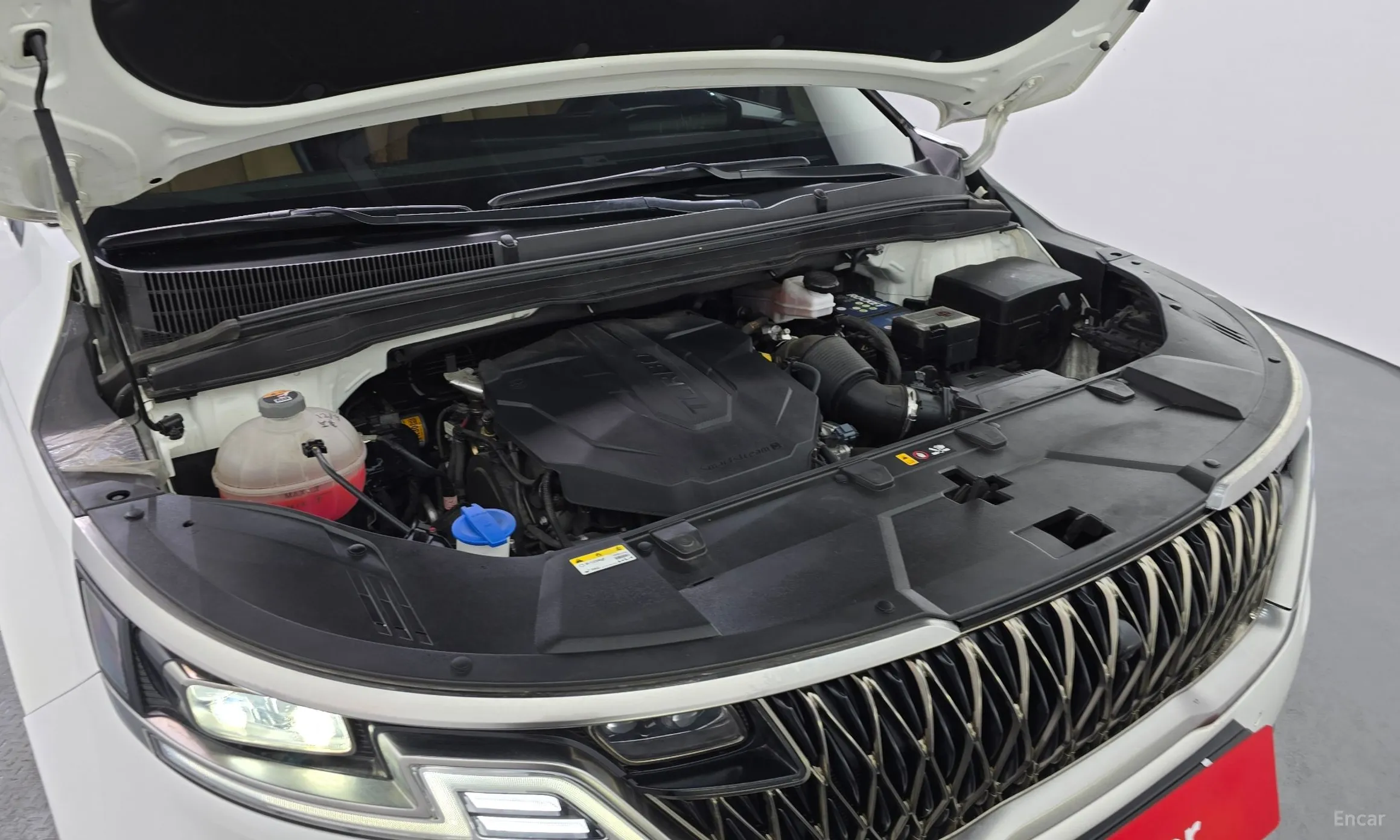 Kia Carnival Gen 4 превью 6