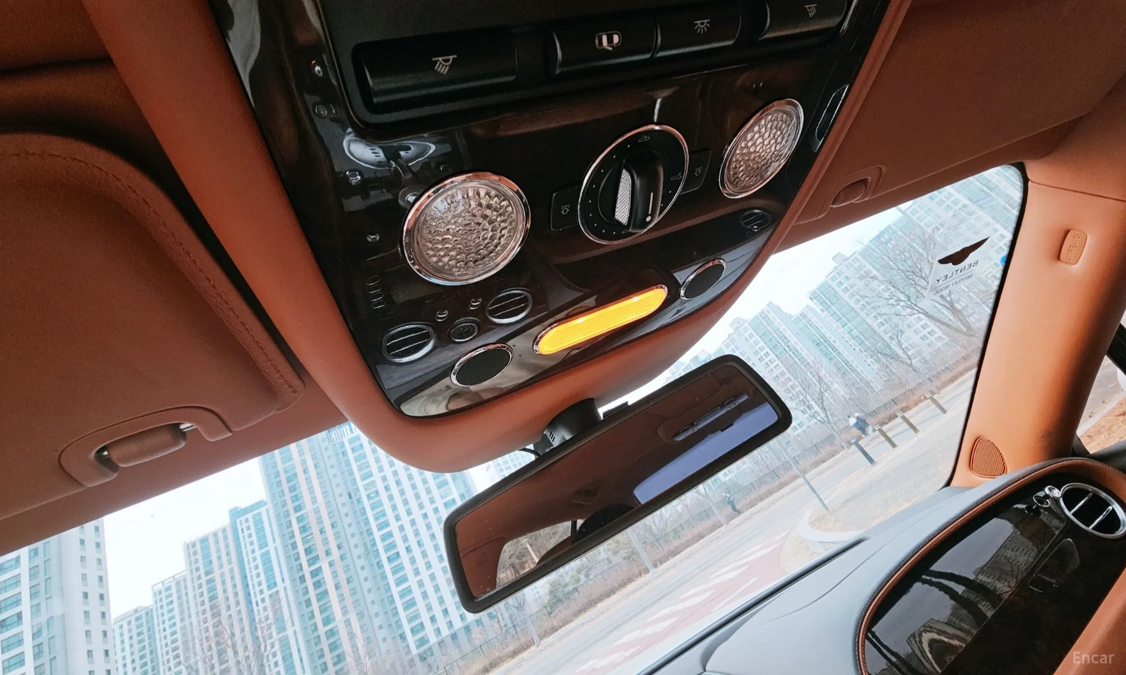 Bentley Flying Spur Gen 1 превью 12
