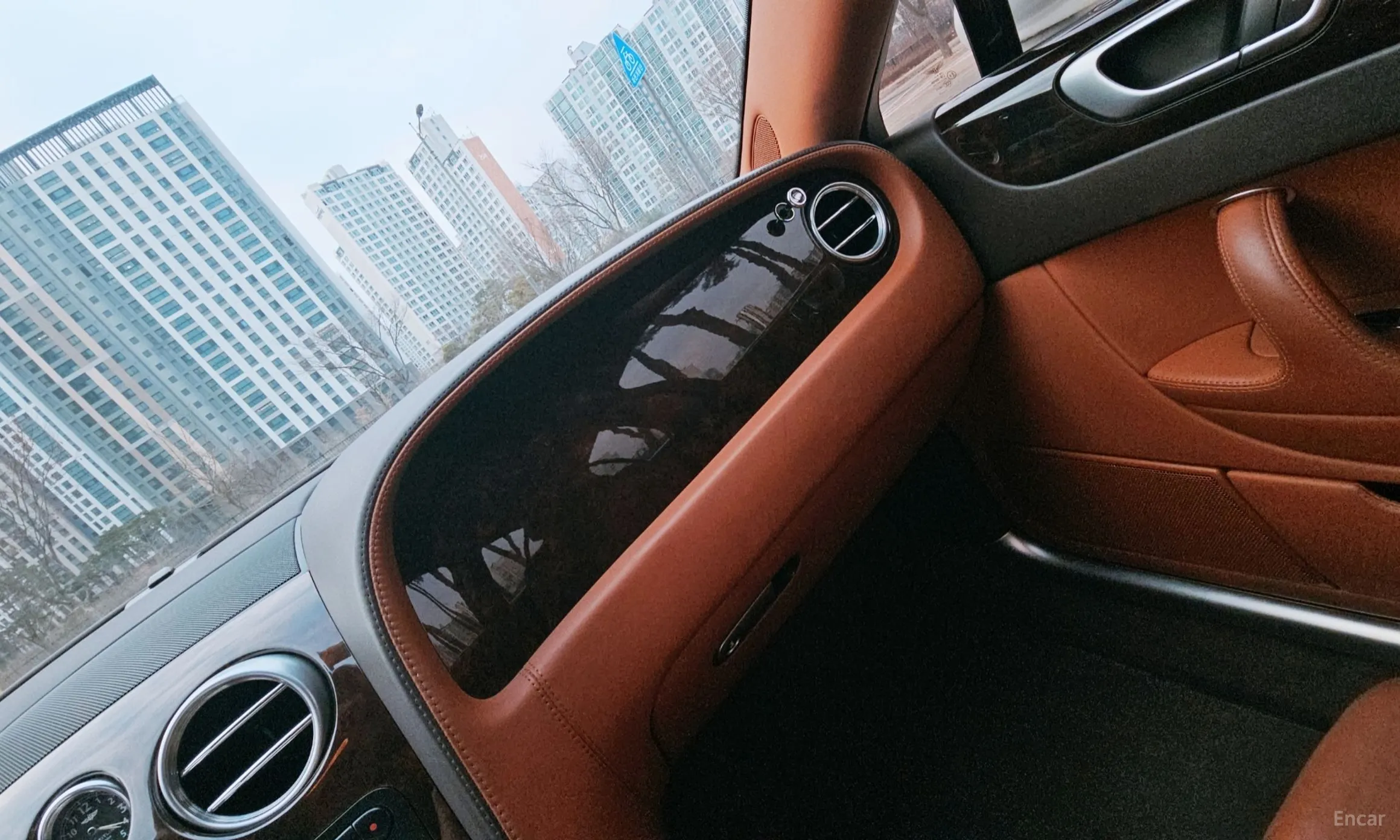 Bentley Flying Spur Gen 1 превью 15