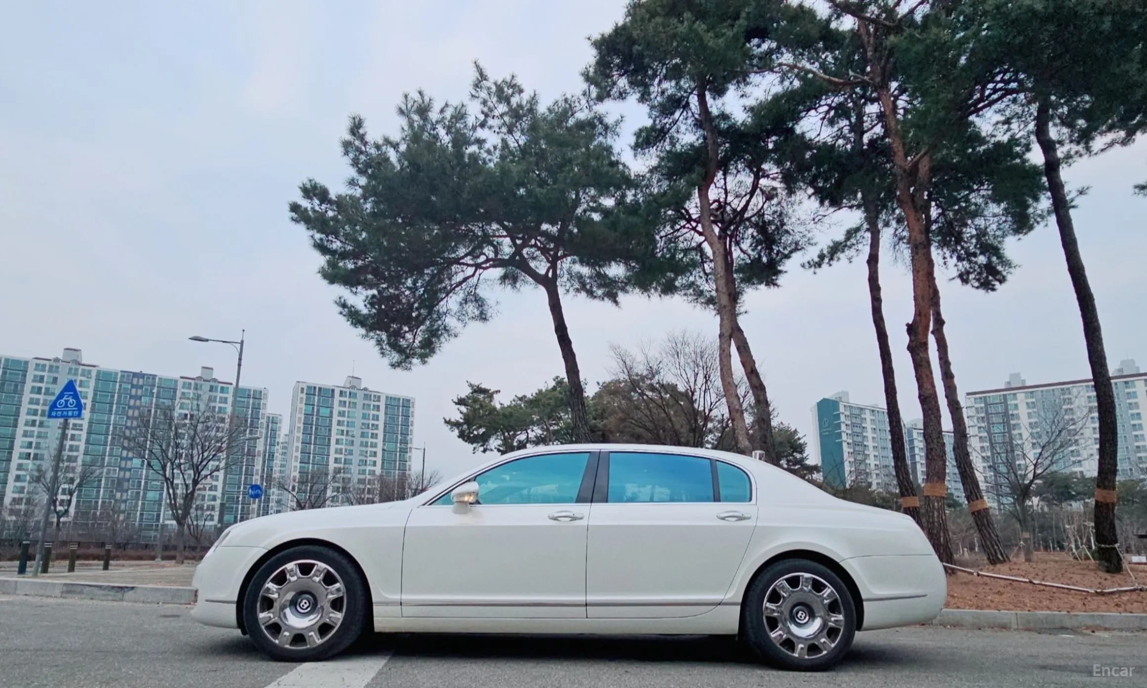 Bentley Flying Spur Gen 1