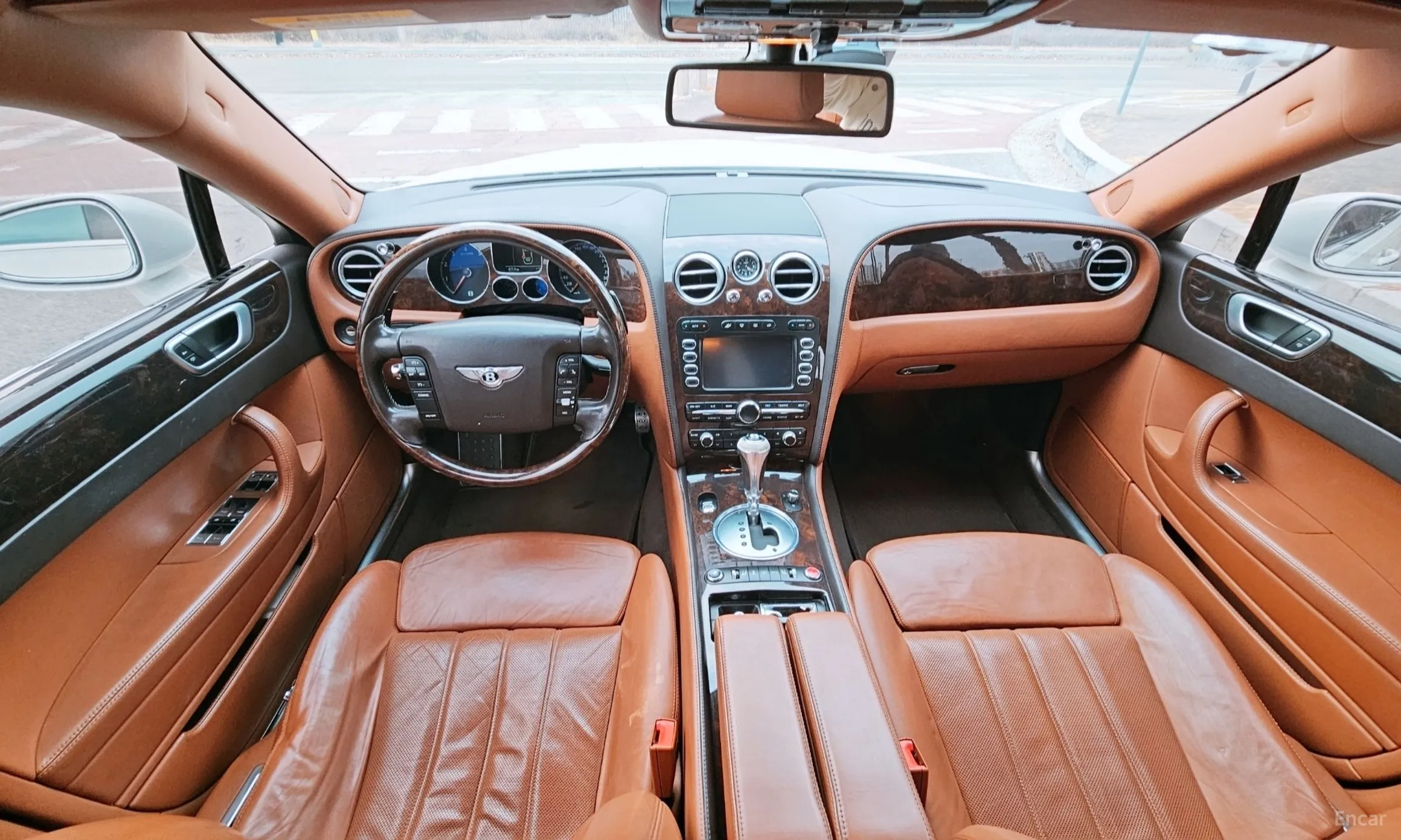 Bentley Flying Spur Gen 1 превью 8