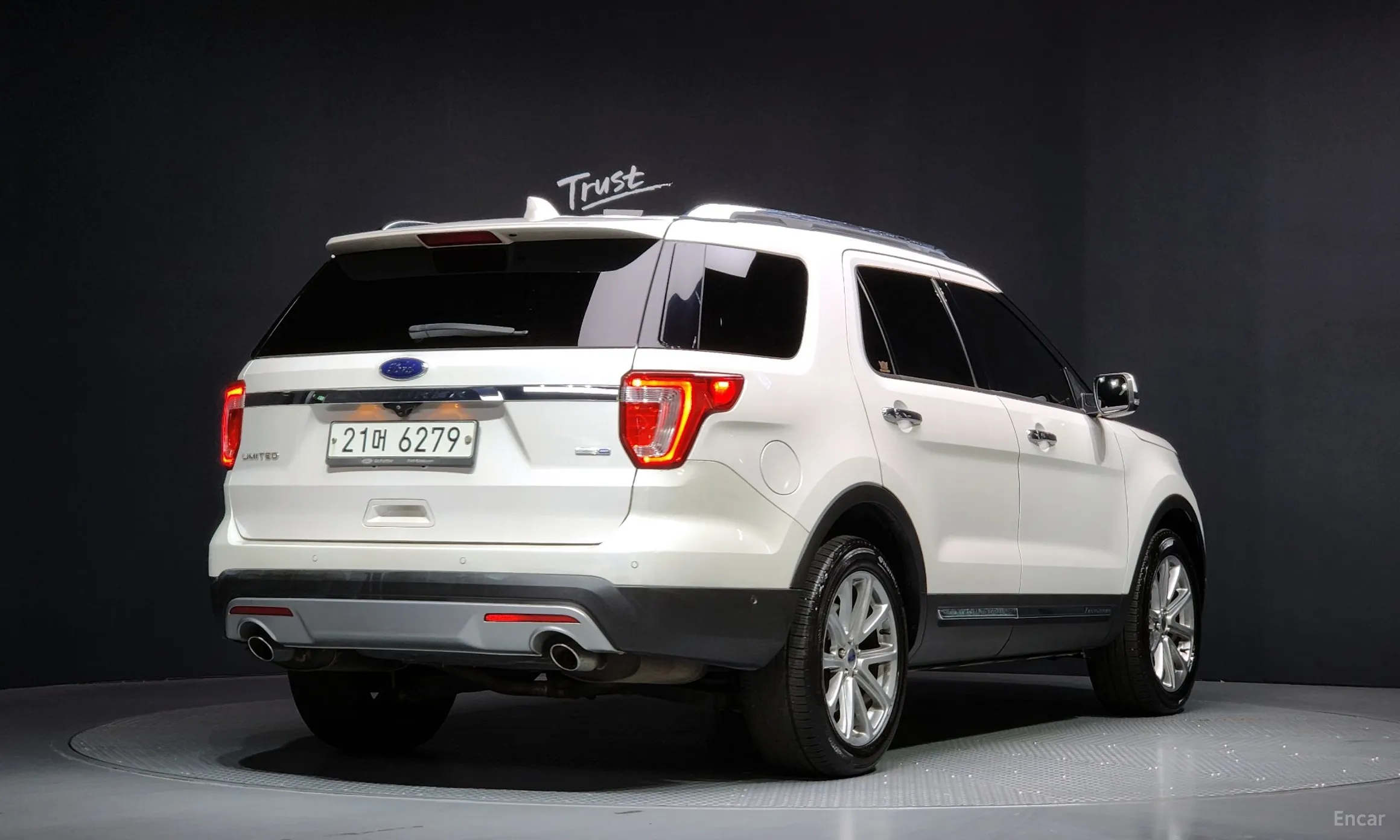 Ford Explorer превью 2