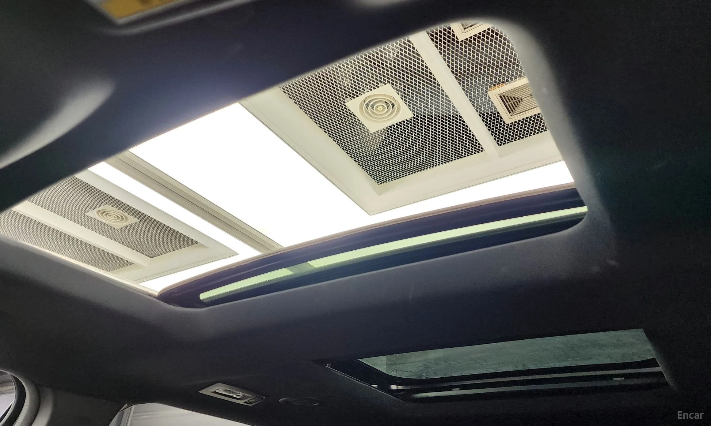Ford Explorer превью 18