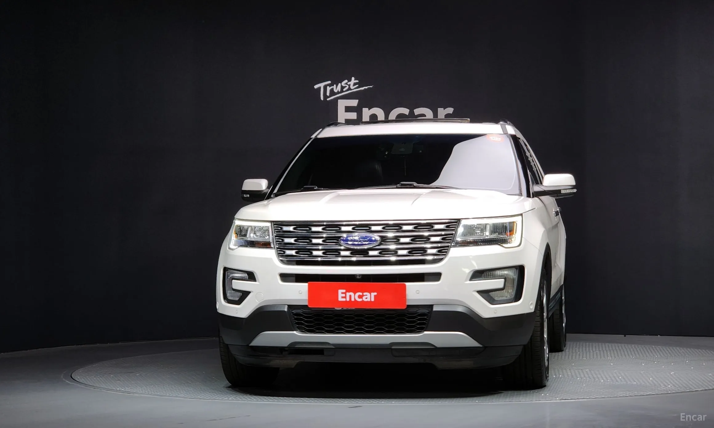 Ford Explorer превью 3