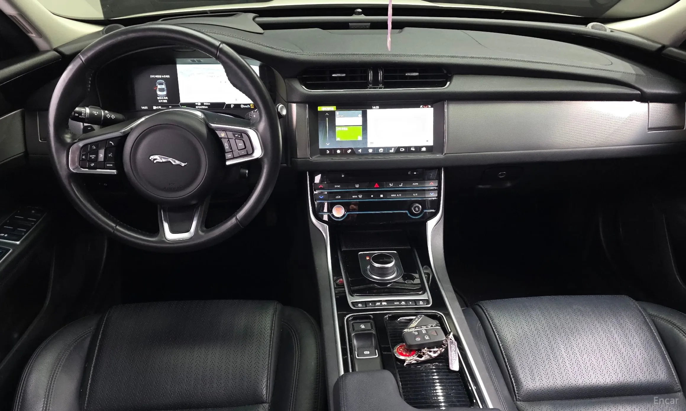 Jaguar XF (x260) превью 7