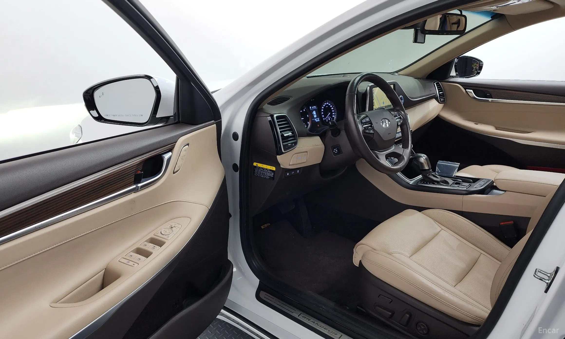 Hyundai Grandeur IG превью 10