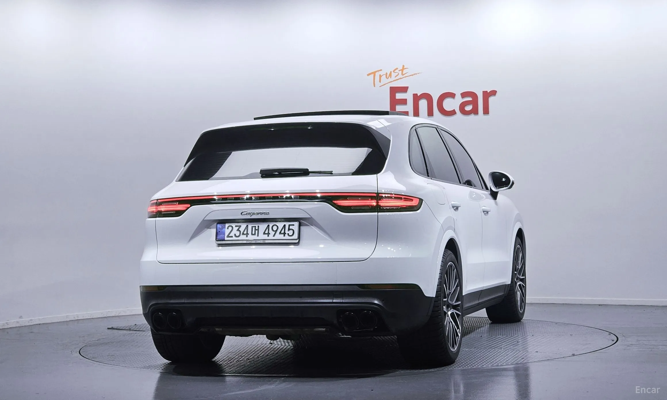 Porsche Cayenne (PO536) превью 4