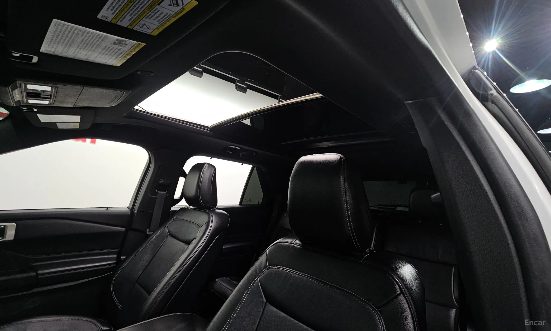 Ford Explorer 6th Generation превью 19