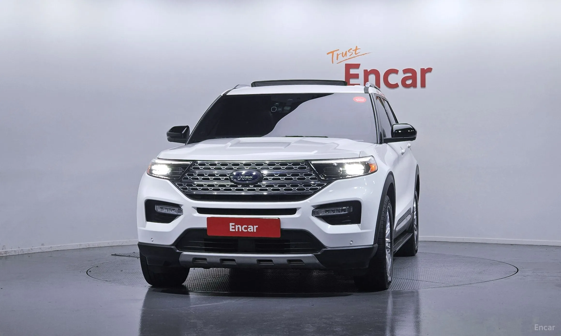 Ford Explorer 6th Generation превью 3