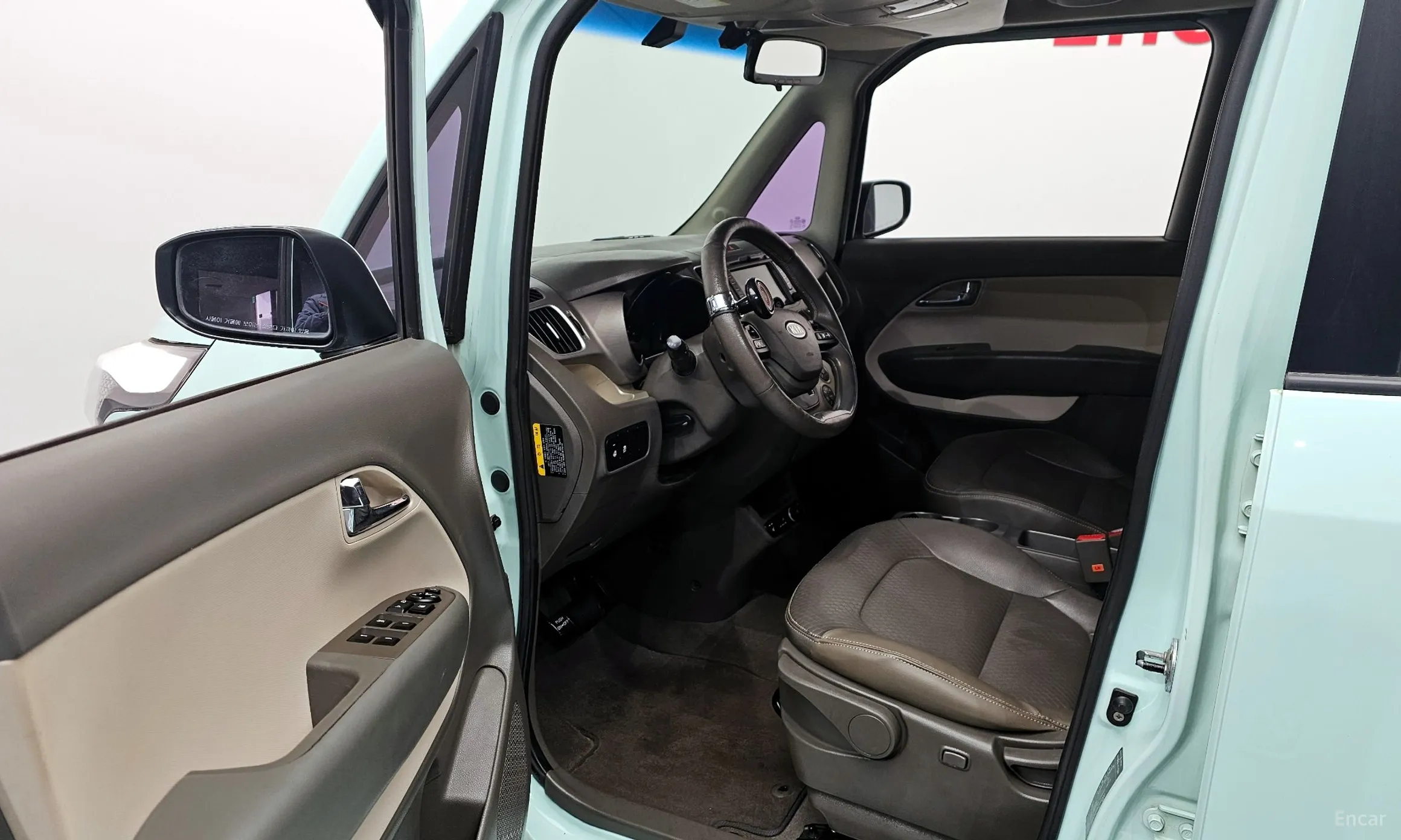 Kia Ray превью 11